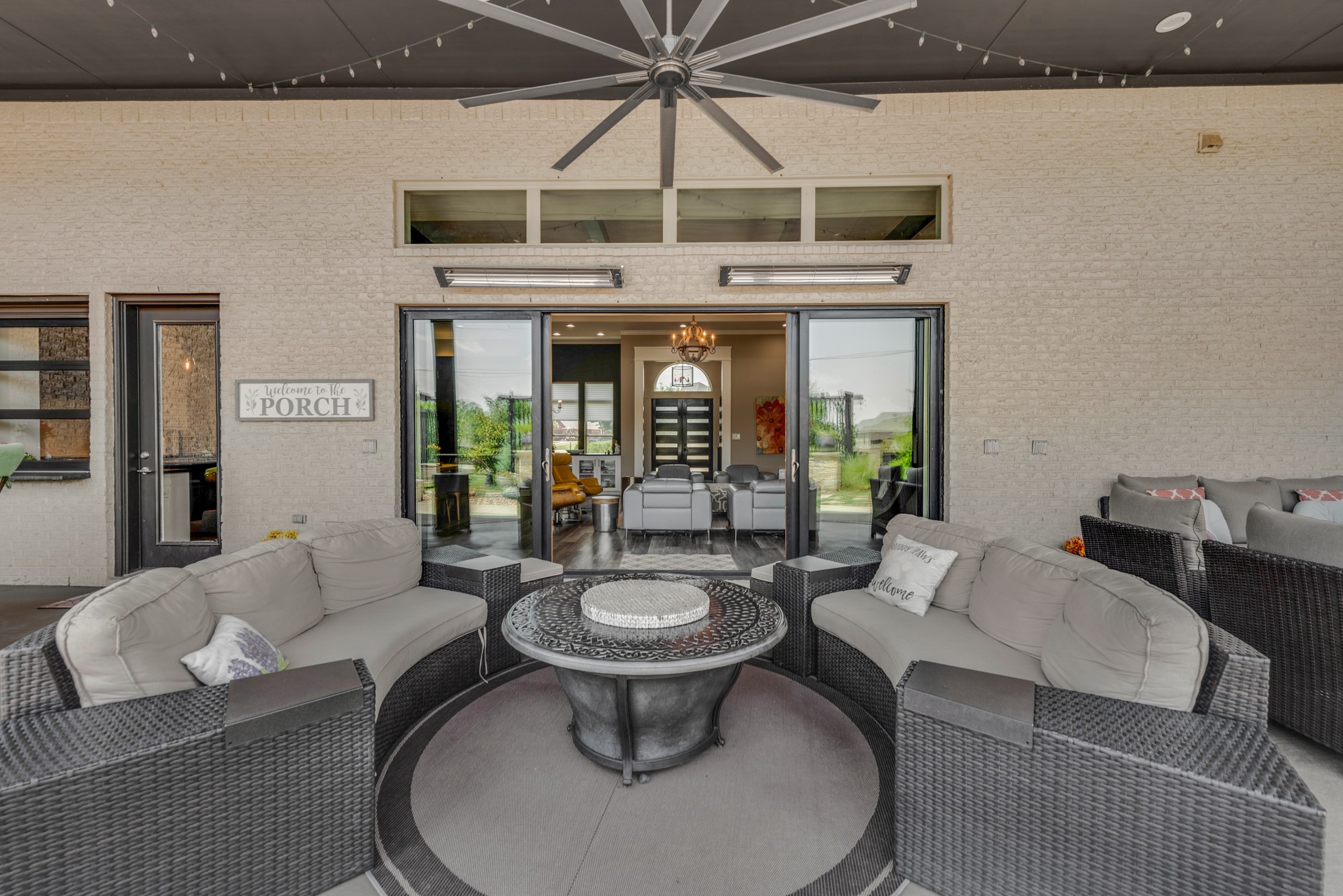 125 Kyle Court, Double Oak, TX, 75077
