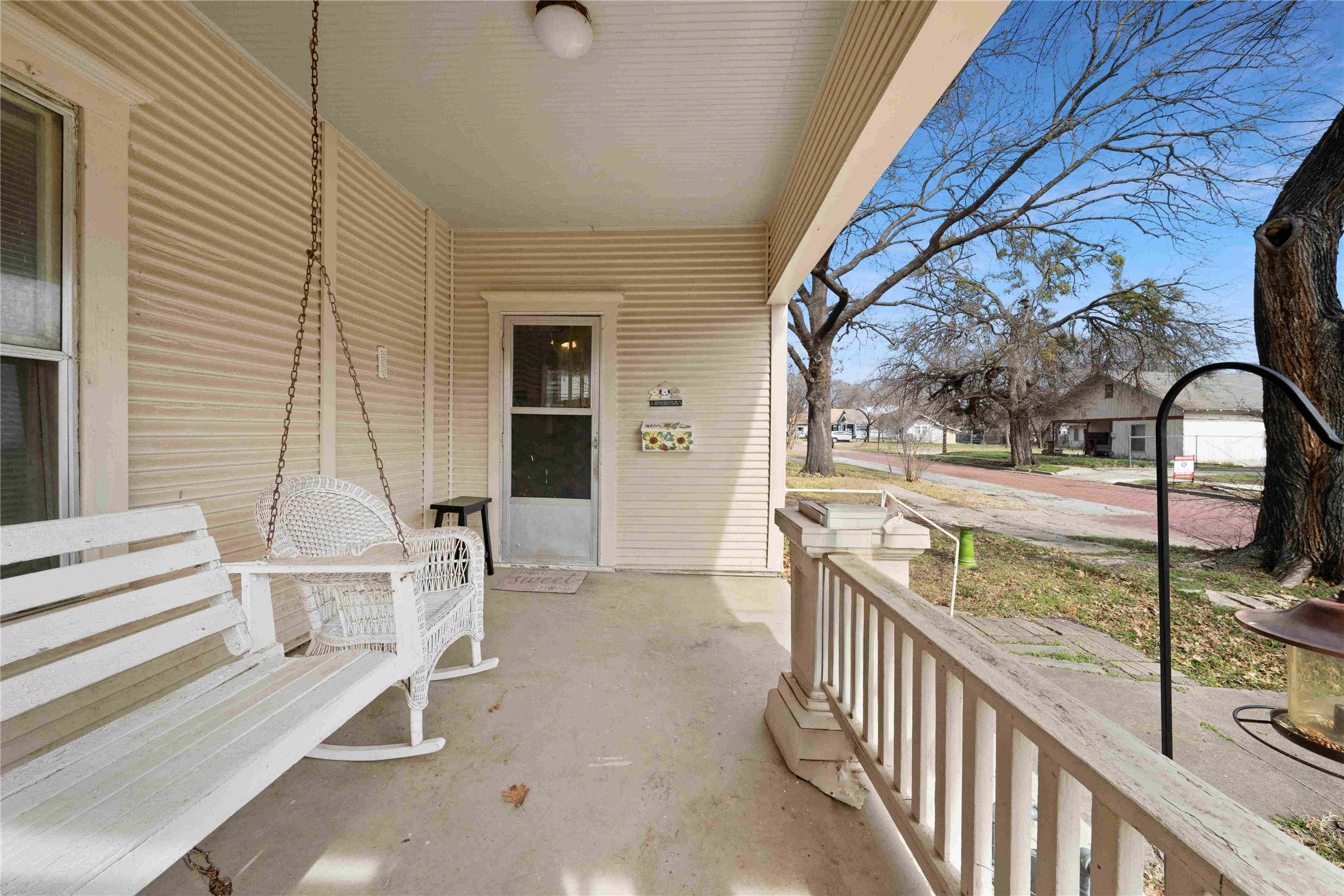 713 N Commerce Street, Gainesville, TX, 76240
