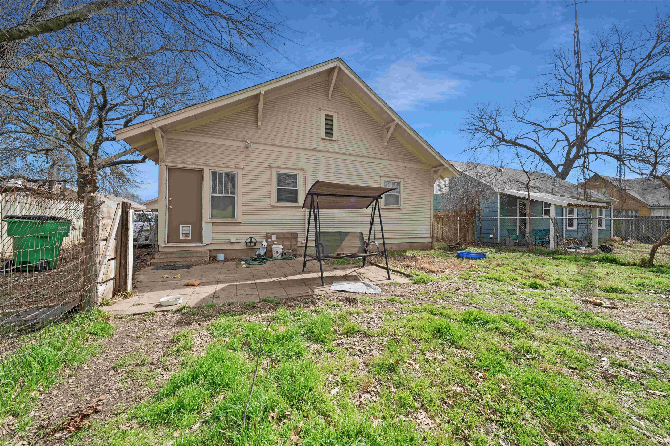 713 N Commerce Street, Gainesville, TX, 76240