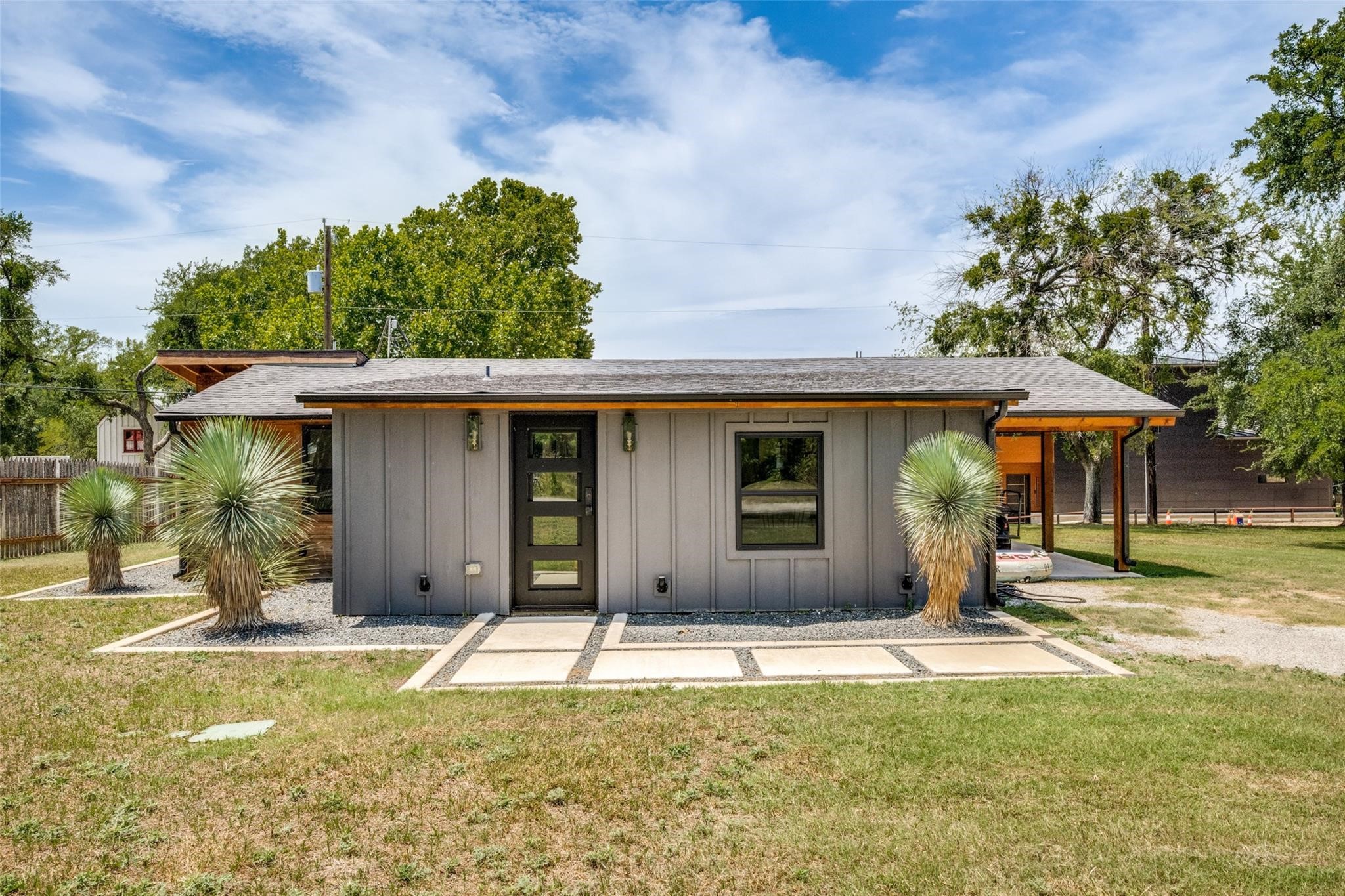 203 Evans Street, Lake Bridgeport, TX, 76426