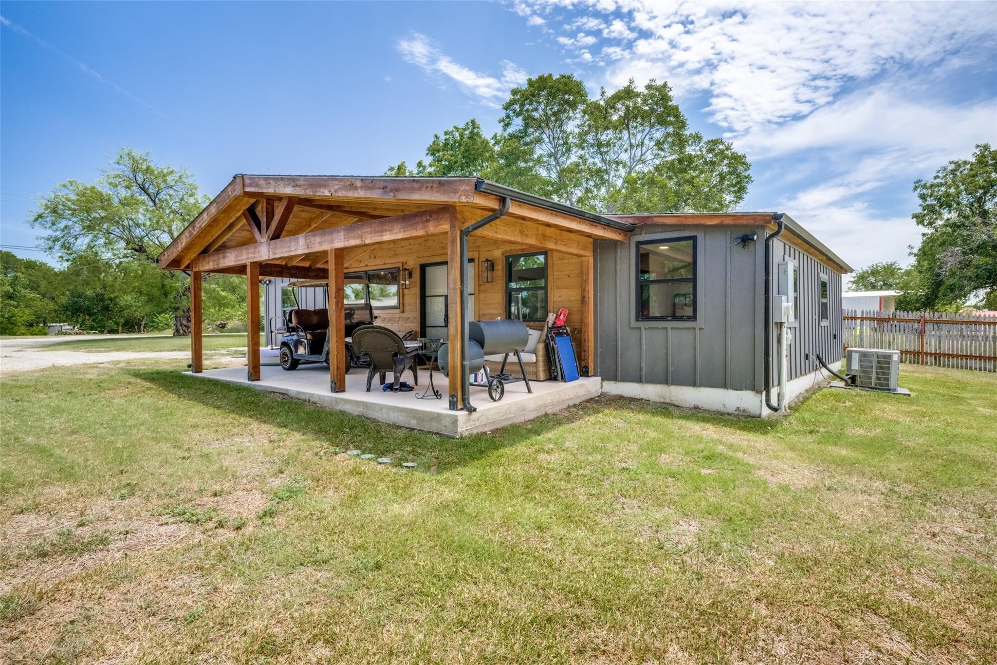 203 Evans Street, Lake Bridgeport, TX, 76426