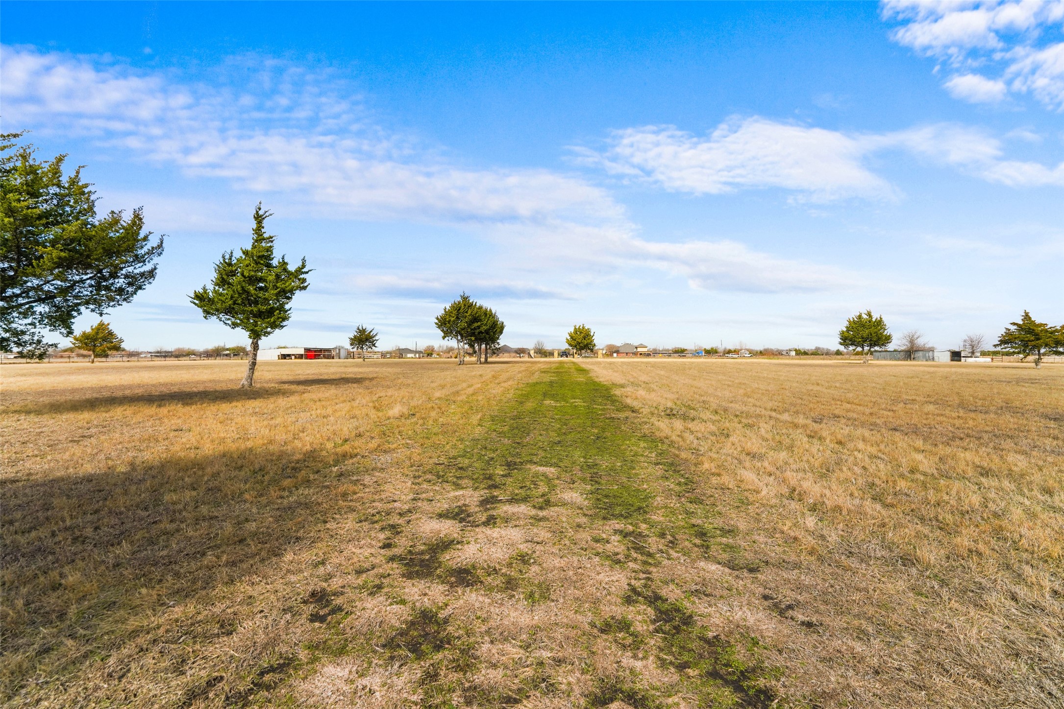 710 E Reindeer Road, Lancaster, TX, 75146