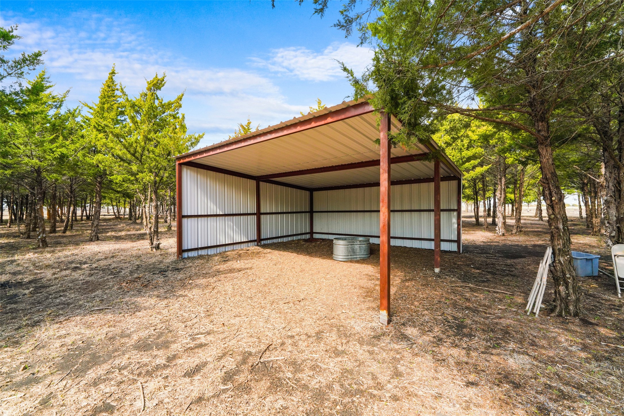 710 E Reindeer Road, Lancaster, TX, 75146