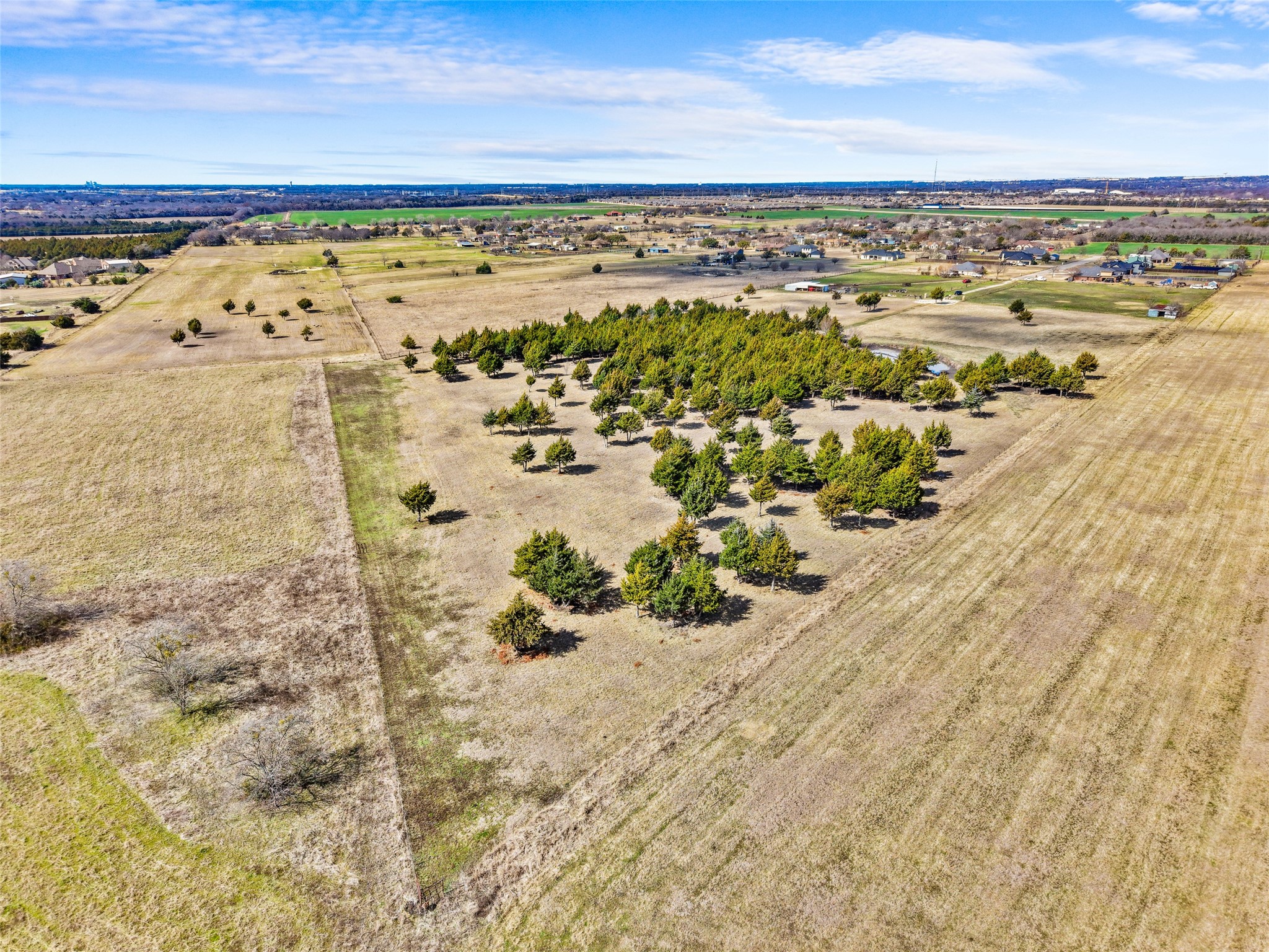 710 E Reindeer Road, Lancaster, TX, 75146