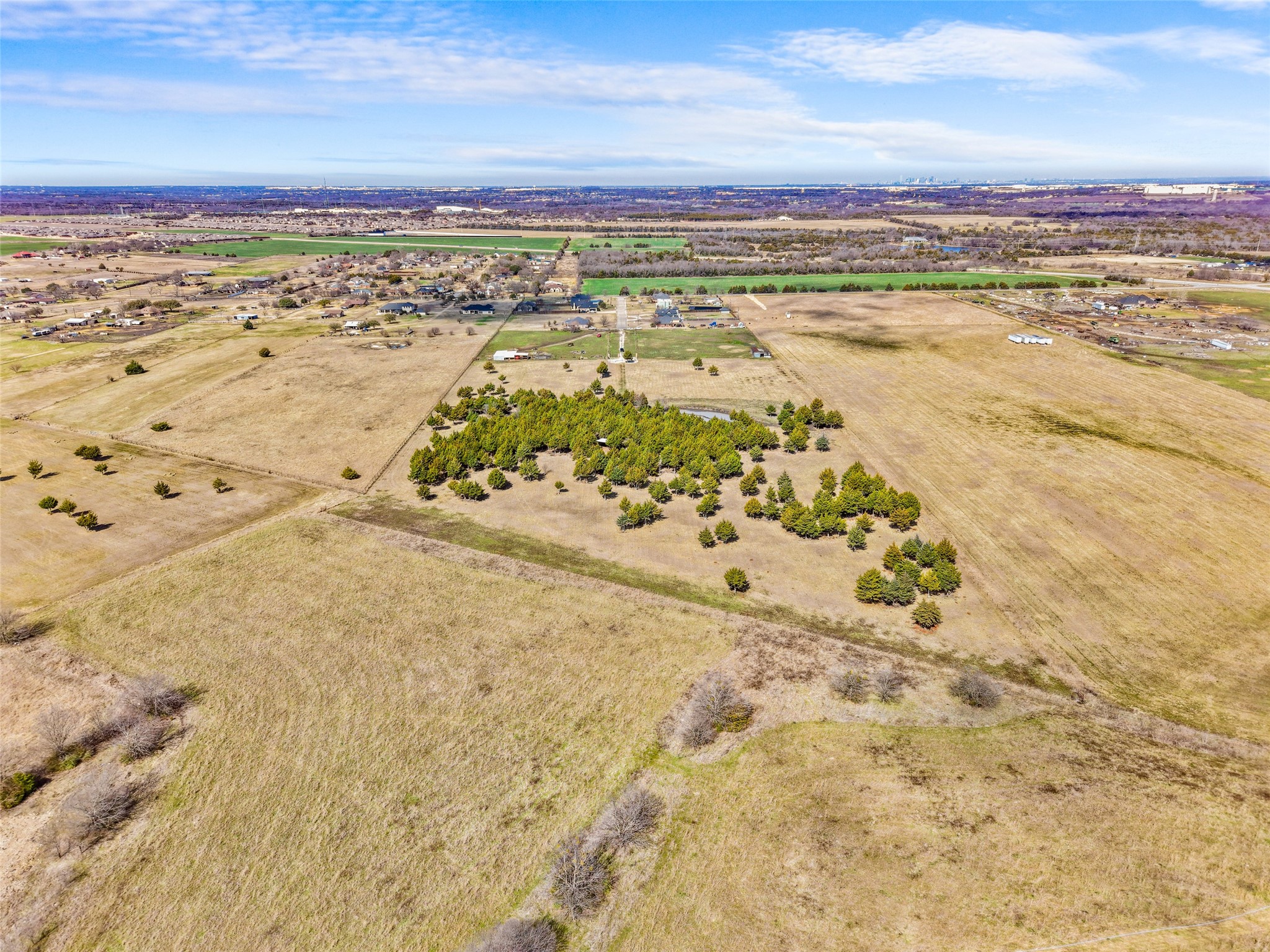 710 E Reindeer Road, Lancaster, TX, 75146