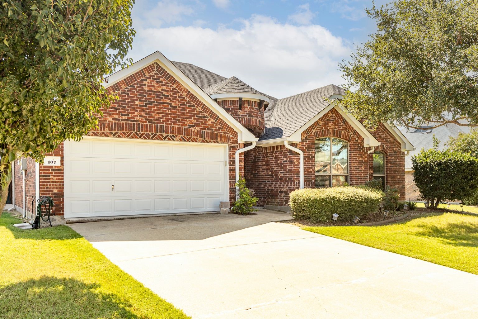 Property photo 02 of 107 Harvest Way, Crandall, TX 75114 | MLS #21184987