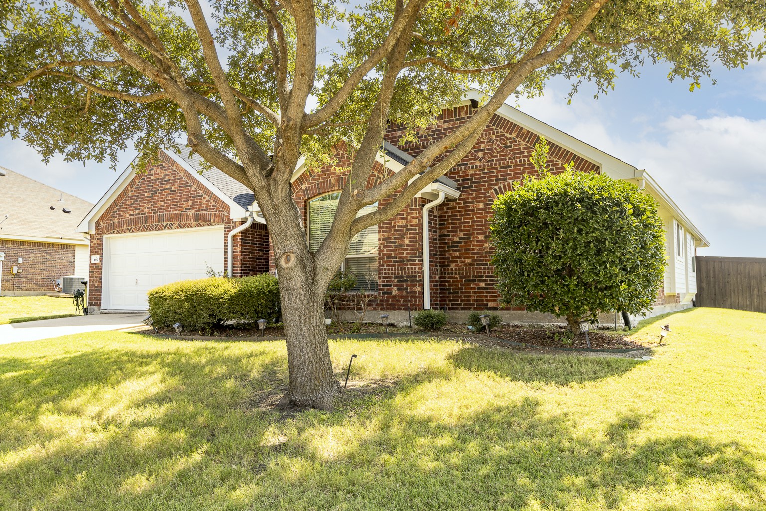 Property photo 03 of 107 Harvest Way, Crandall, TX 75114 | MLS #21184987