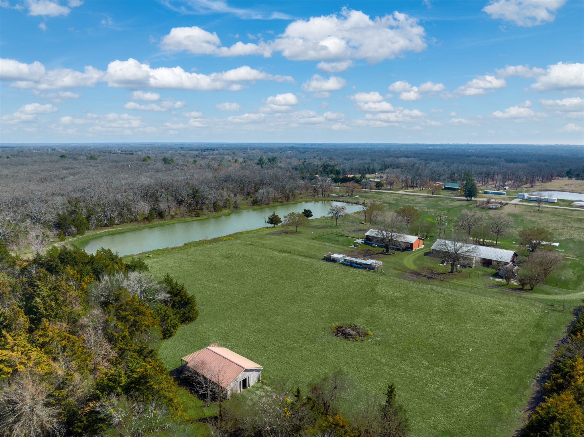 1900 County Road 33900, Powderly, TX, 75473