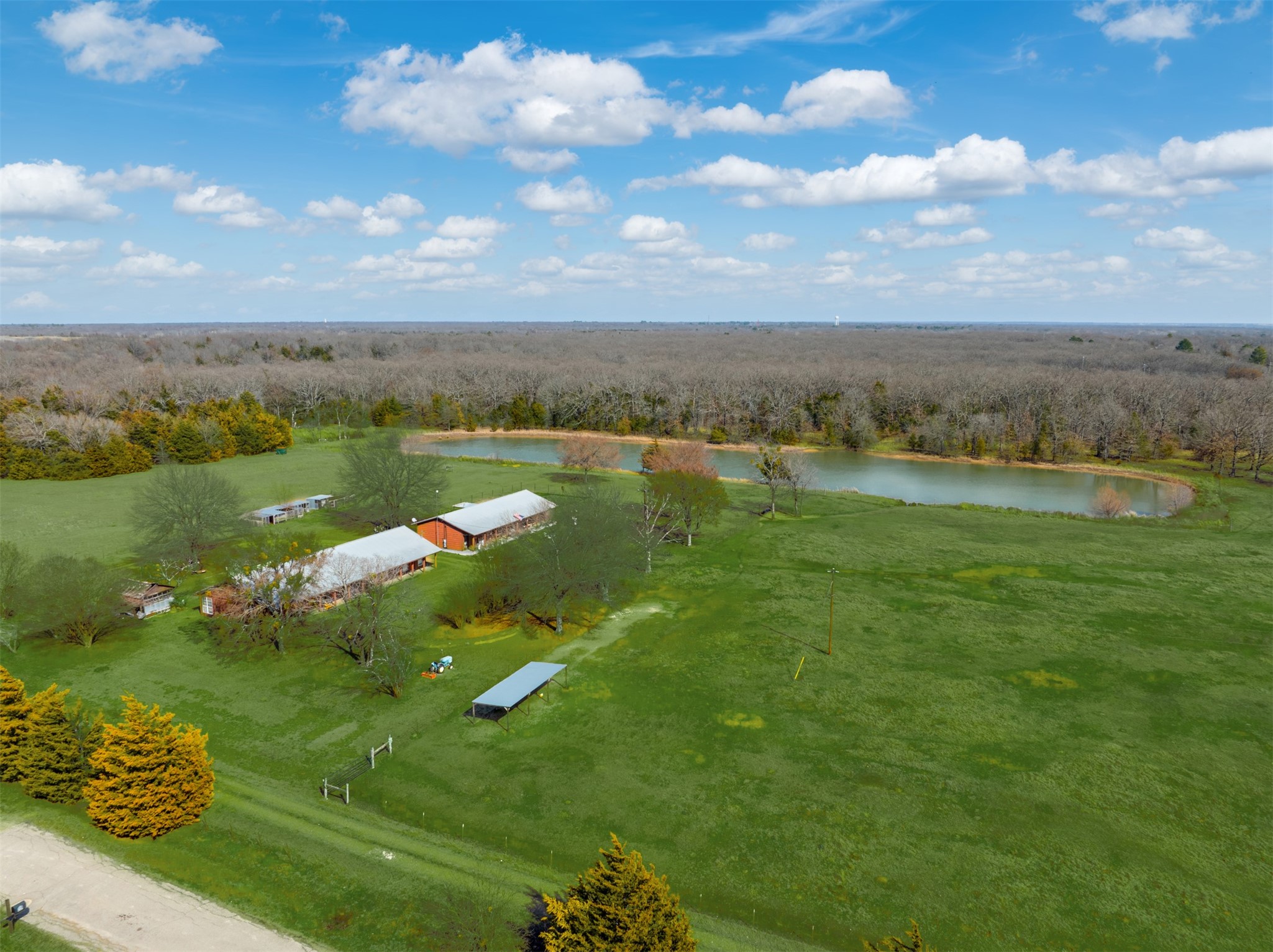 1900 County Road 33900, Powderly, TX, 75473