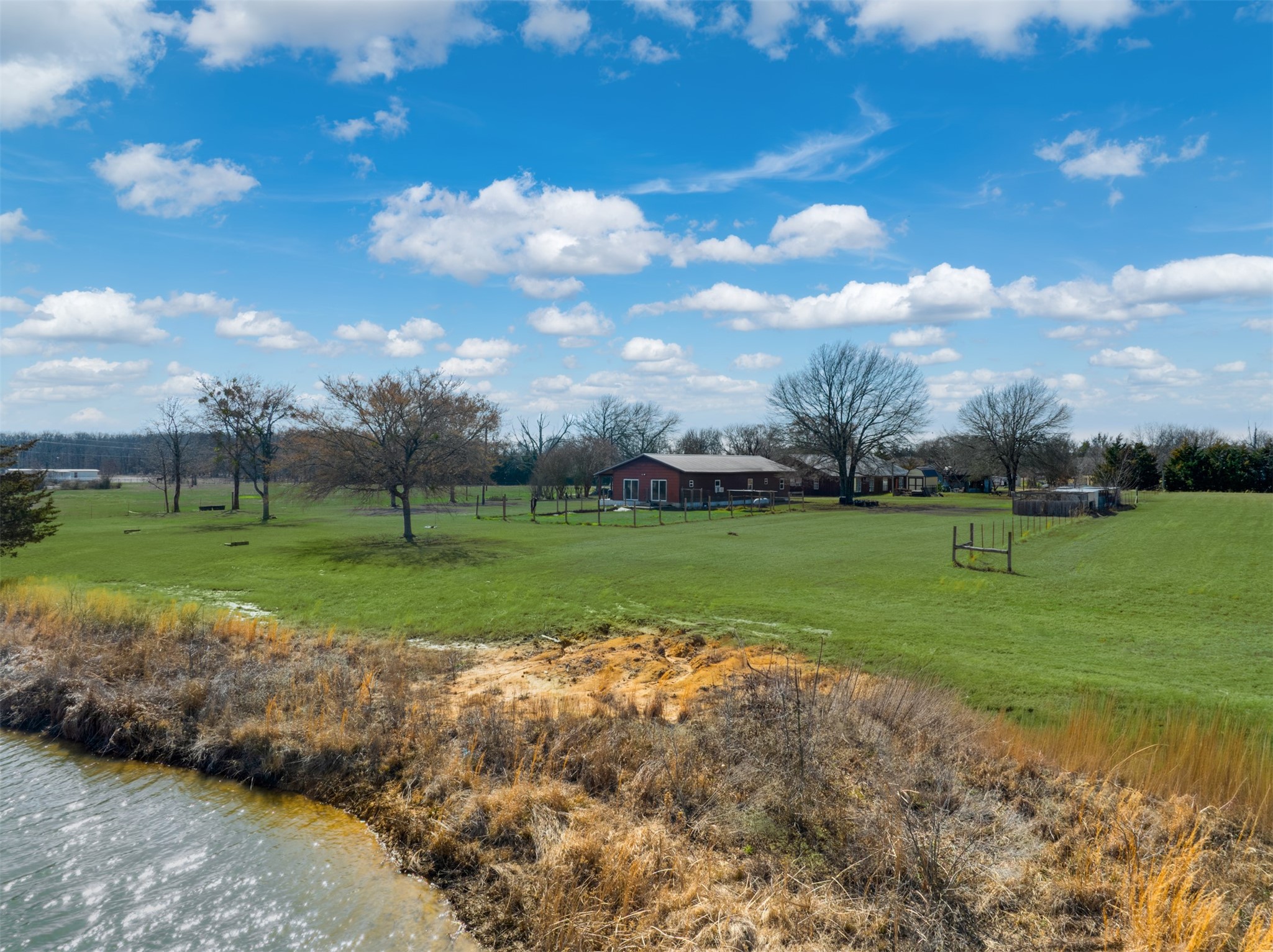 1900 County Road 33900, Powderly, TX, 75473