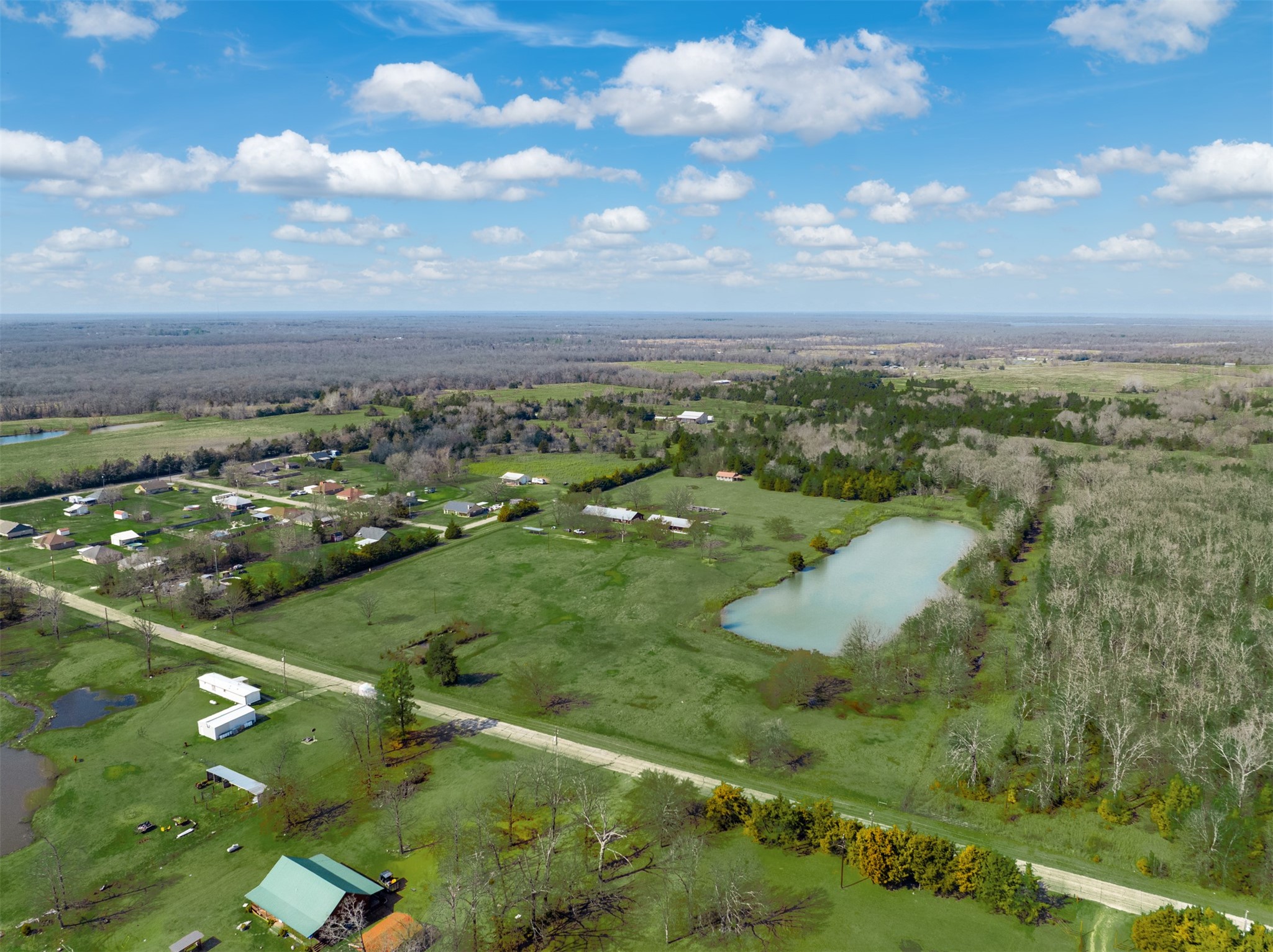 1900 County Road 33900, Powderly, TX, 75473