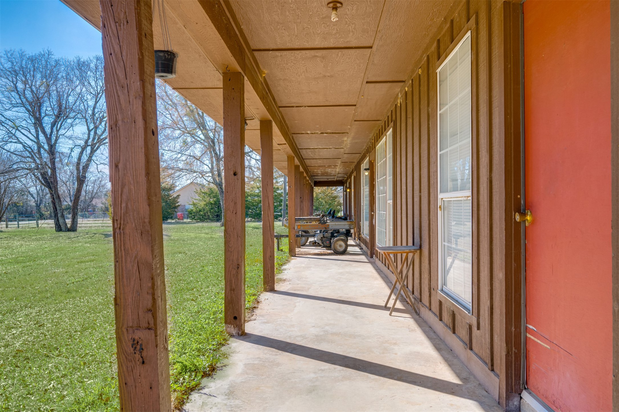 1900 County Road 33900, Powderly, TX, 75473