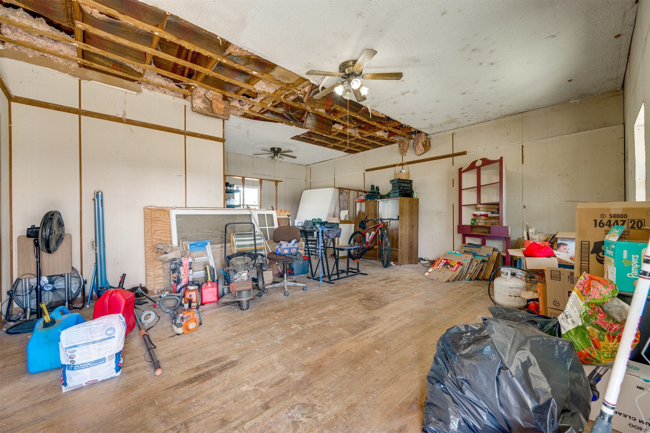 1900 County Road 33900, Powderly, TX, 75473