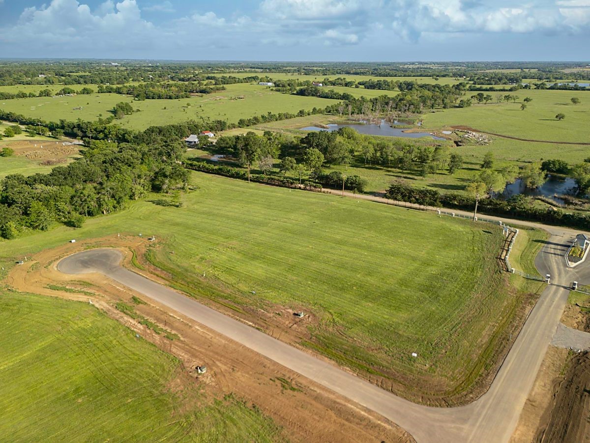 230 Nautical Court, Dodd City, TX, 75438