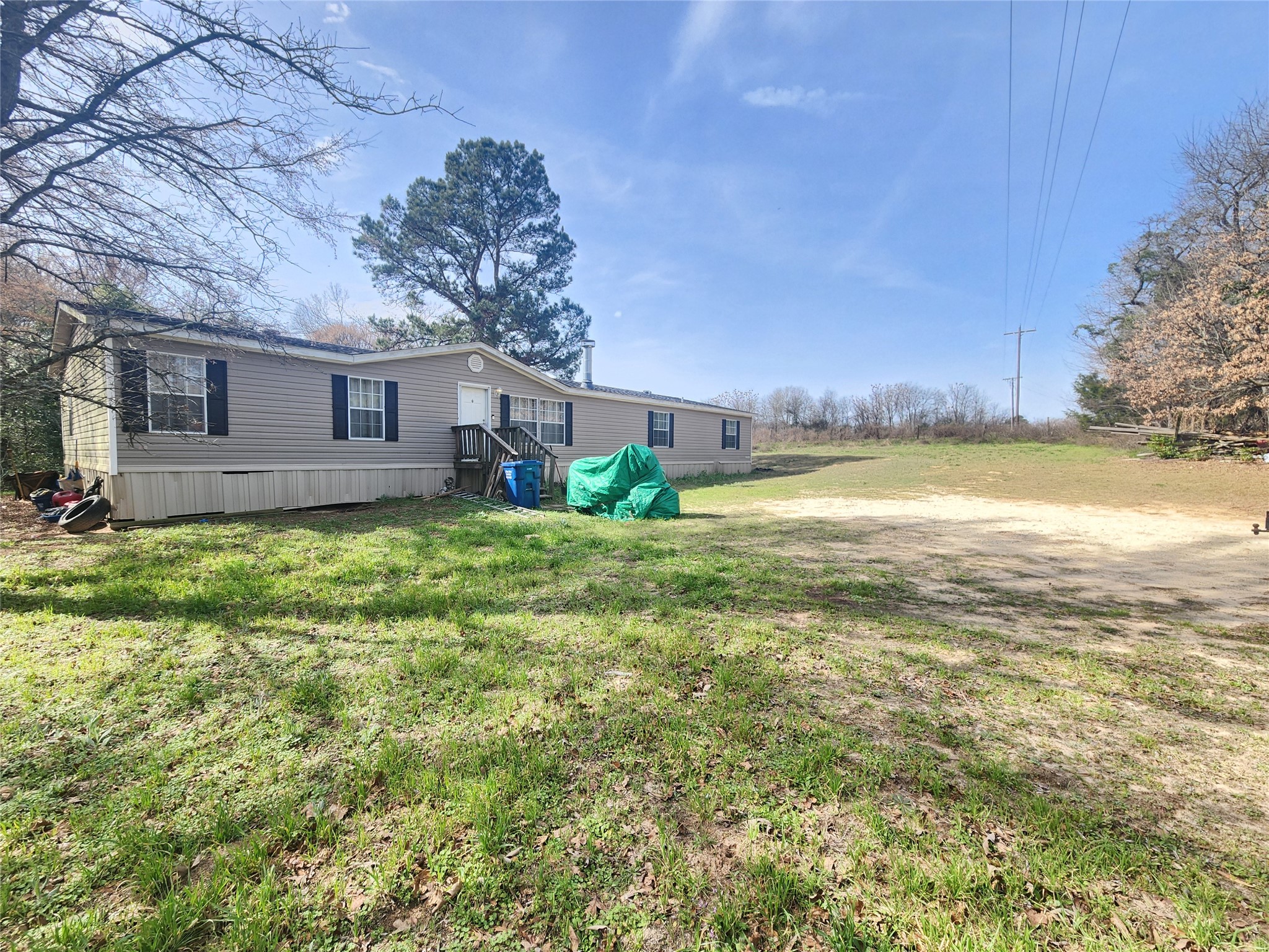 Property photo 01 of 11308 E County Road 313, Tyler, TX 75708 | MLS #21185332
