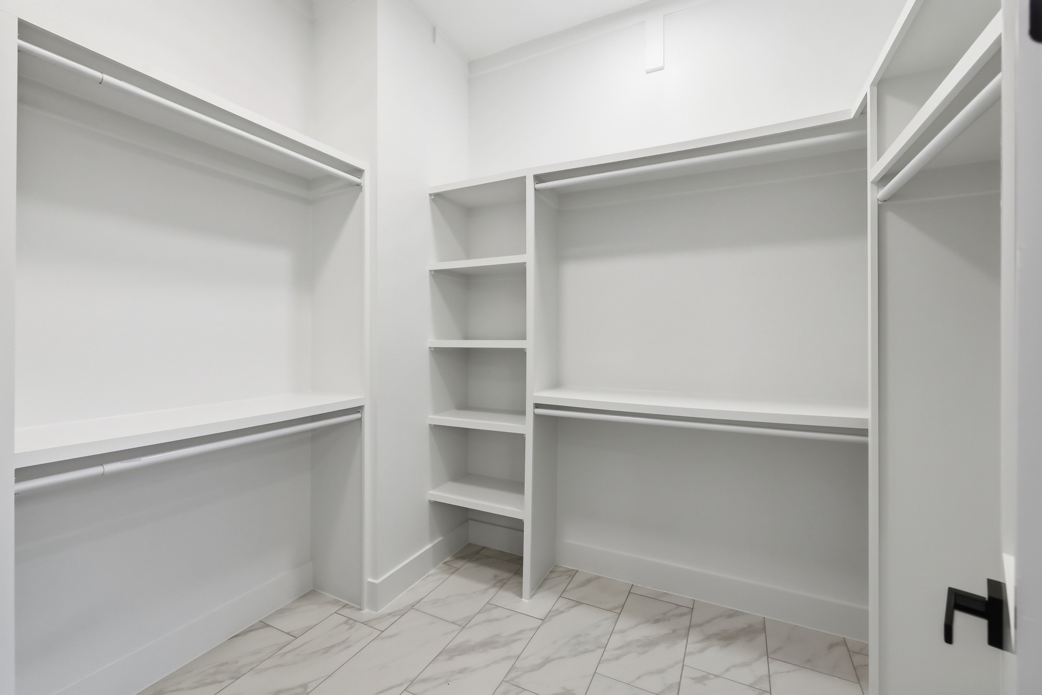 707 Ross Trail, Arlington, TX, 76012