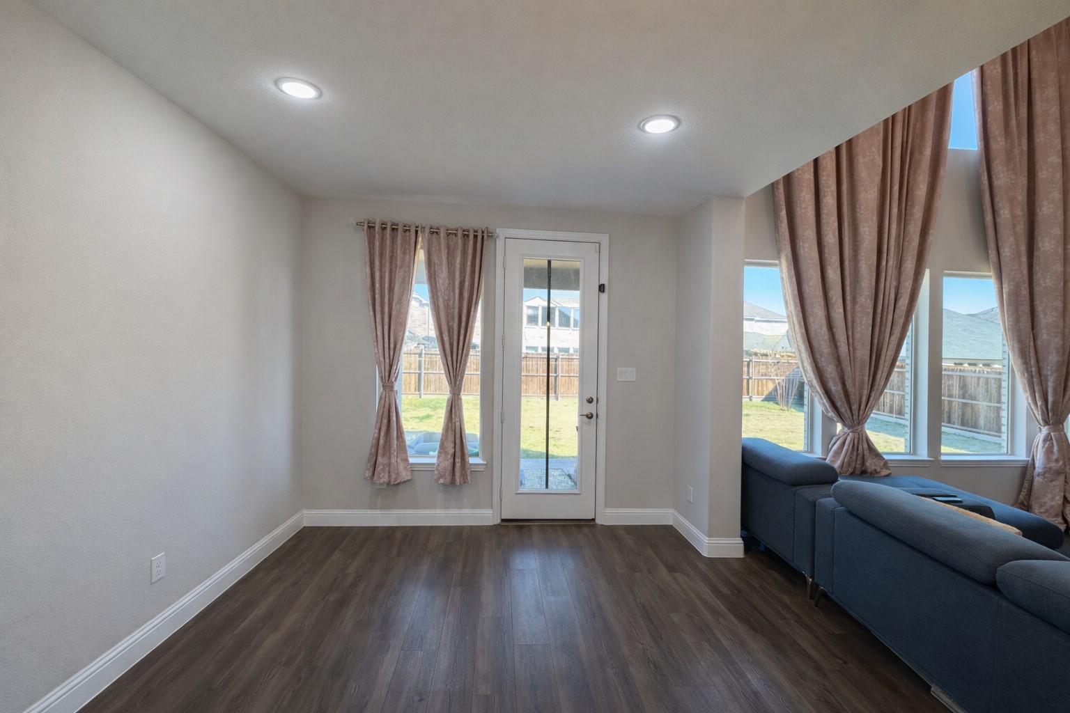 2136 Chapman Lane, Little Elm, TX, 75068