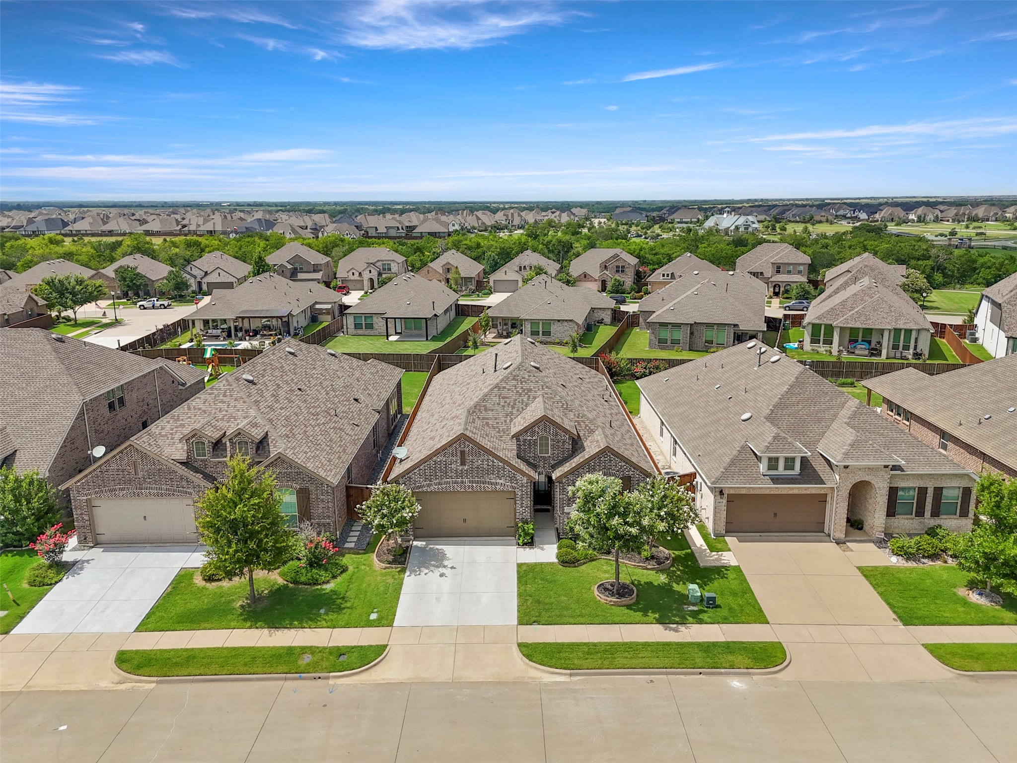 1609 Canter Court, Aubrey, TX, 76227