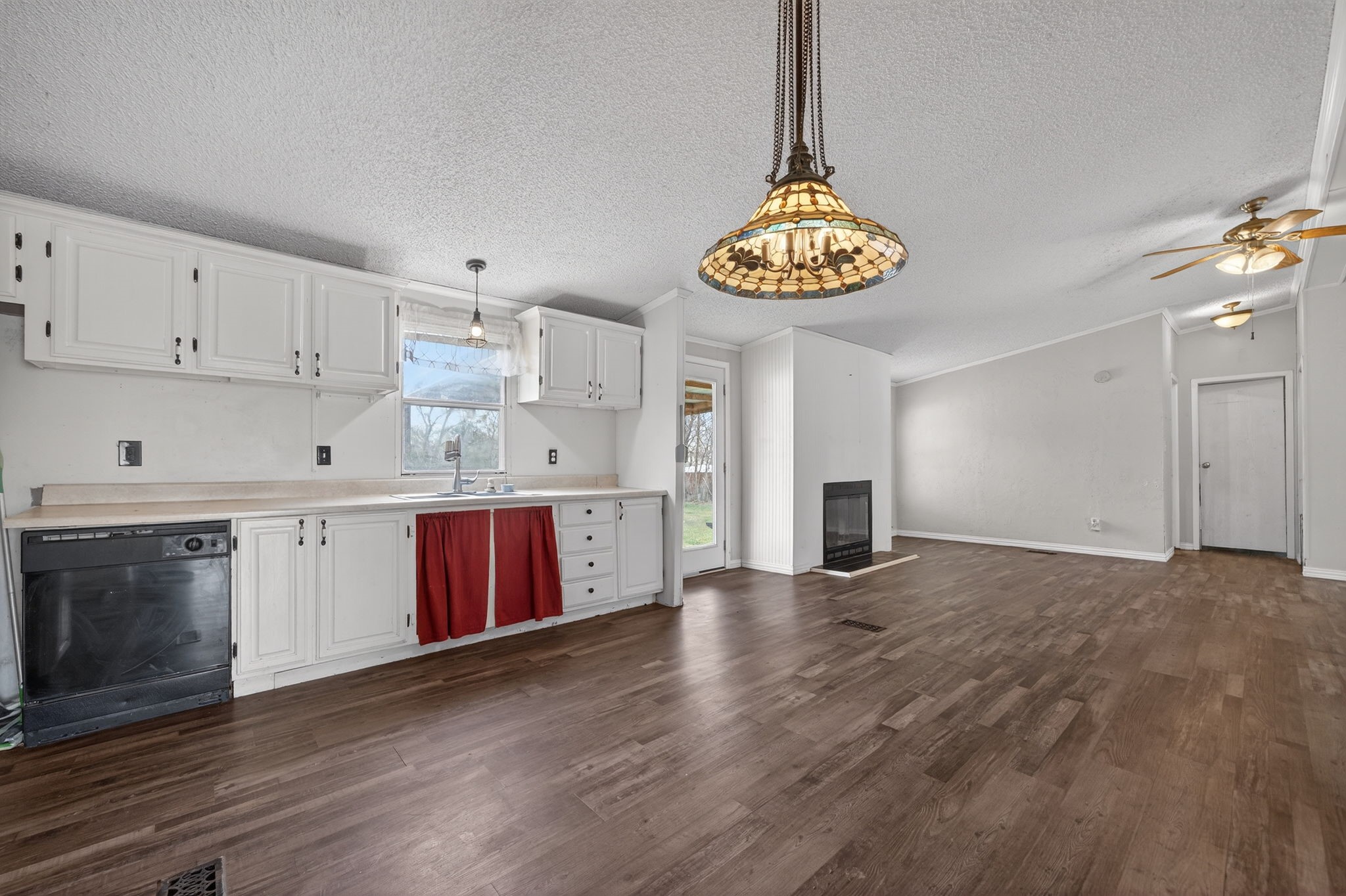 109 Wallace Street, Lone Oak, TX, 75453