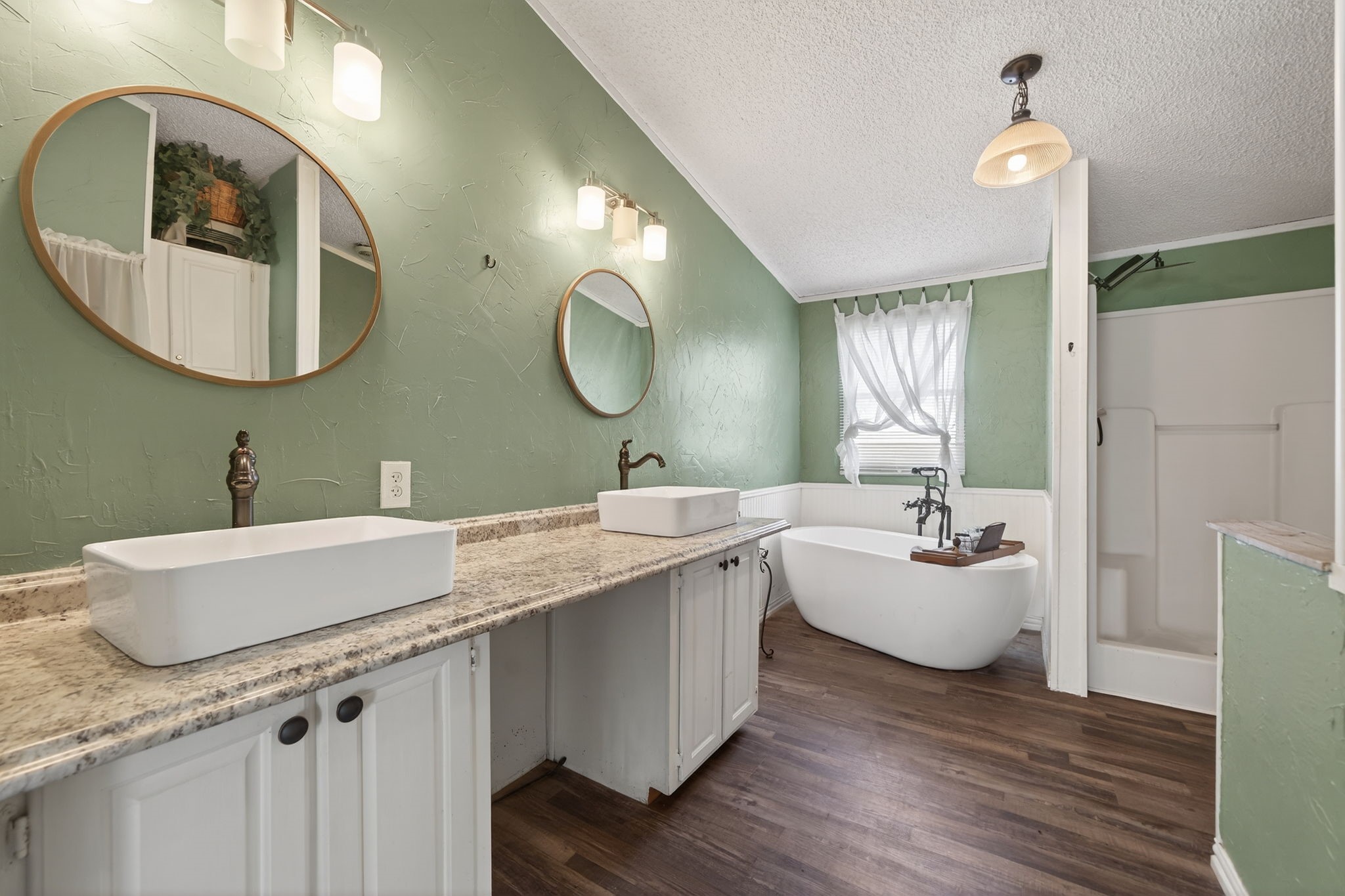 109 Wallace Street, Lone Oak, TX, 75453
