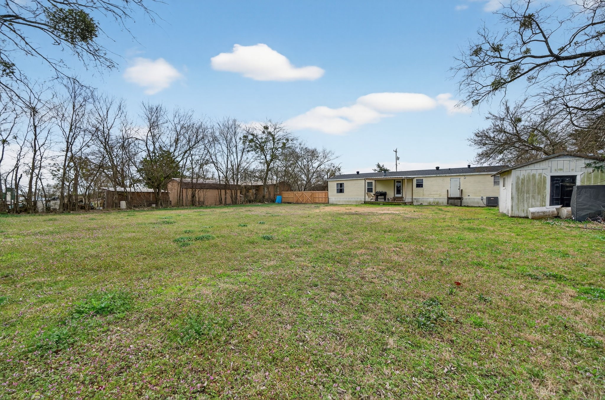 109 Wallace Street, Lone Oak, TX, 75453