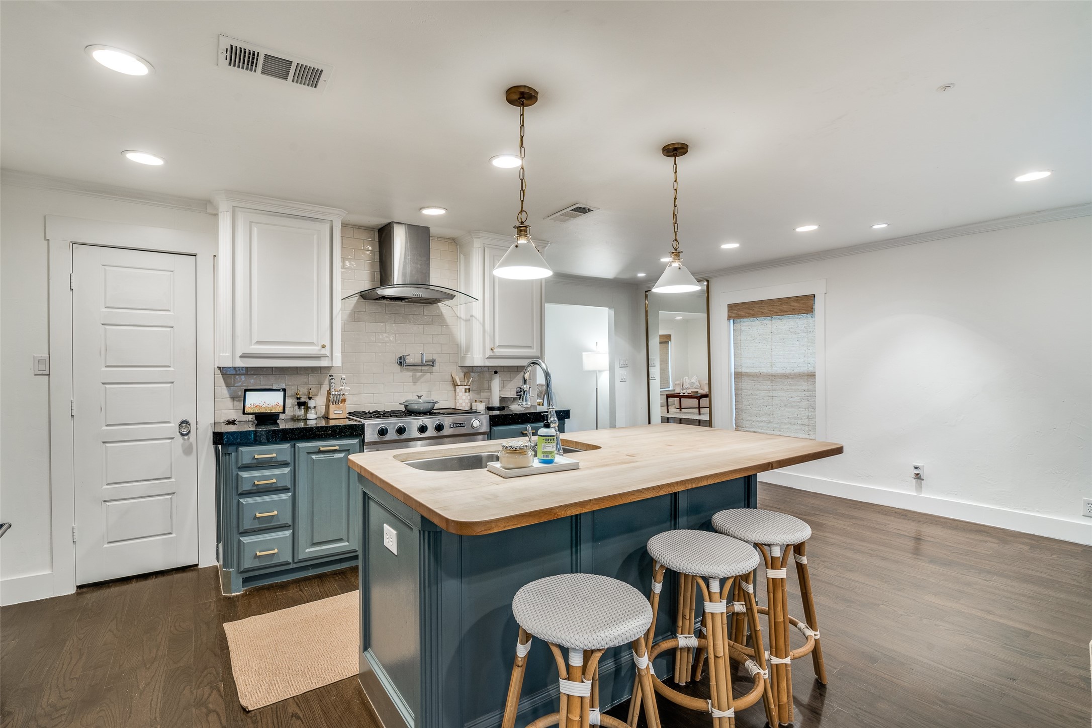 5947 Goodwin Avenue, Dallas, TX, 75206