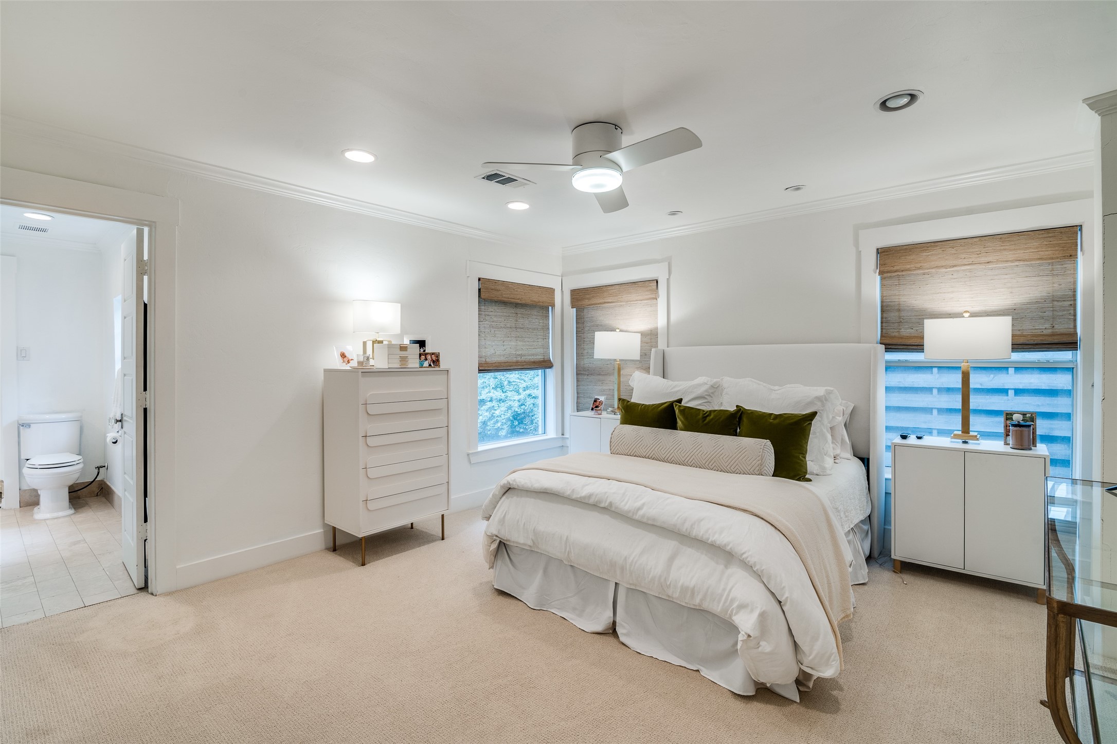 5947 Goodwin Avenue, Dallas, TX, 75206