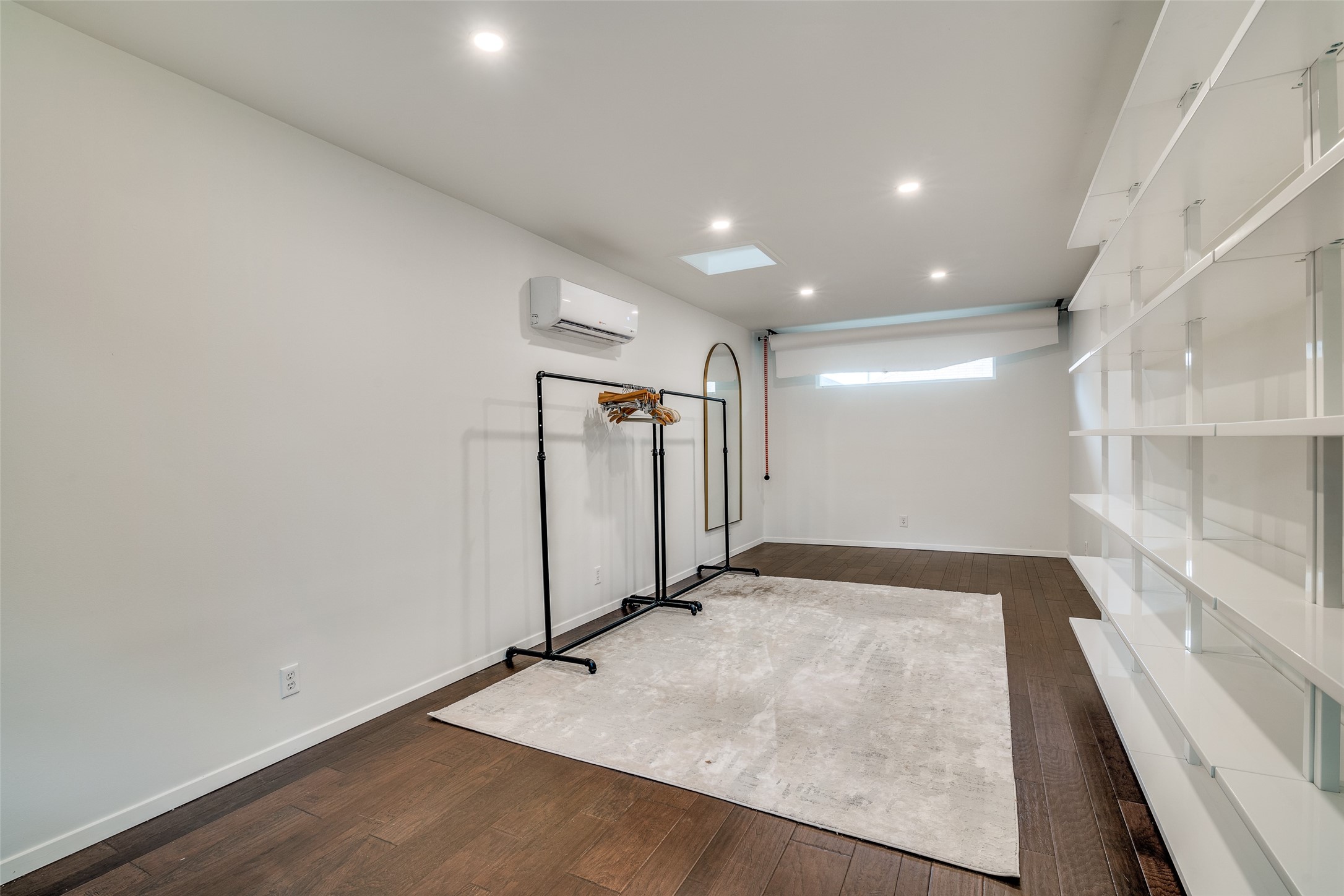 5947 Goodwin Avenue, Dallas, TX, 75206