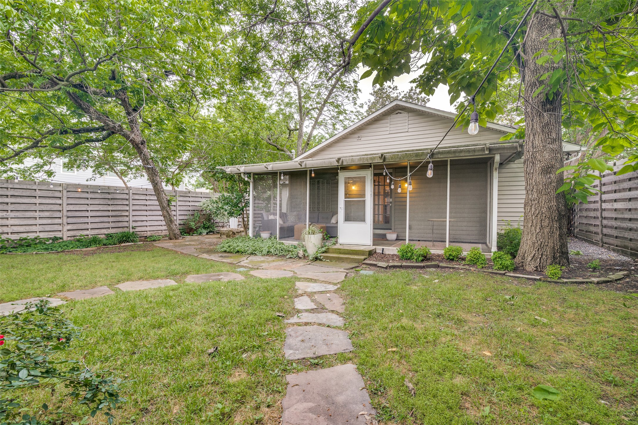 5947 Goodwin Avenue, Dallas, TX, 75206
