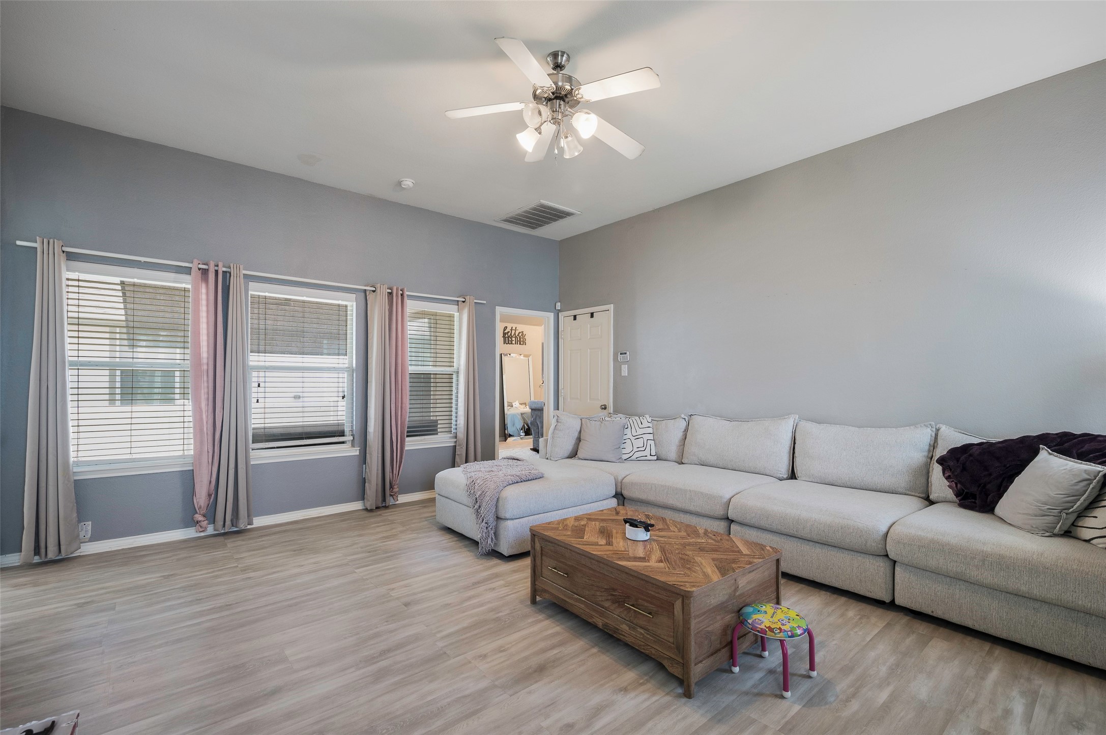 1204 Hayden Lane, Savannah, TX, 76227