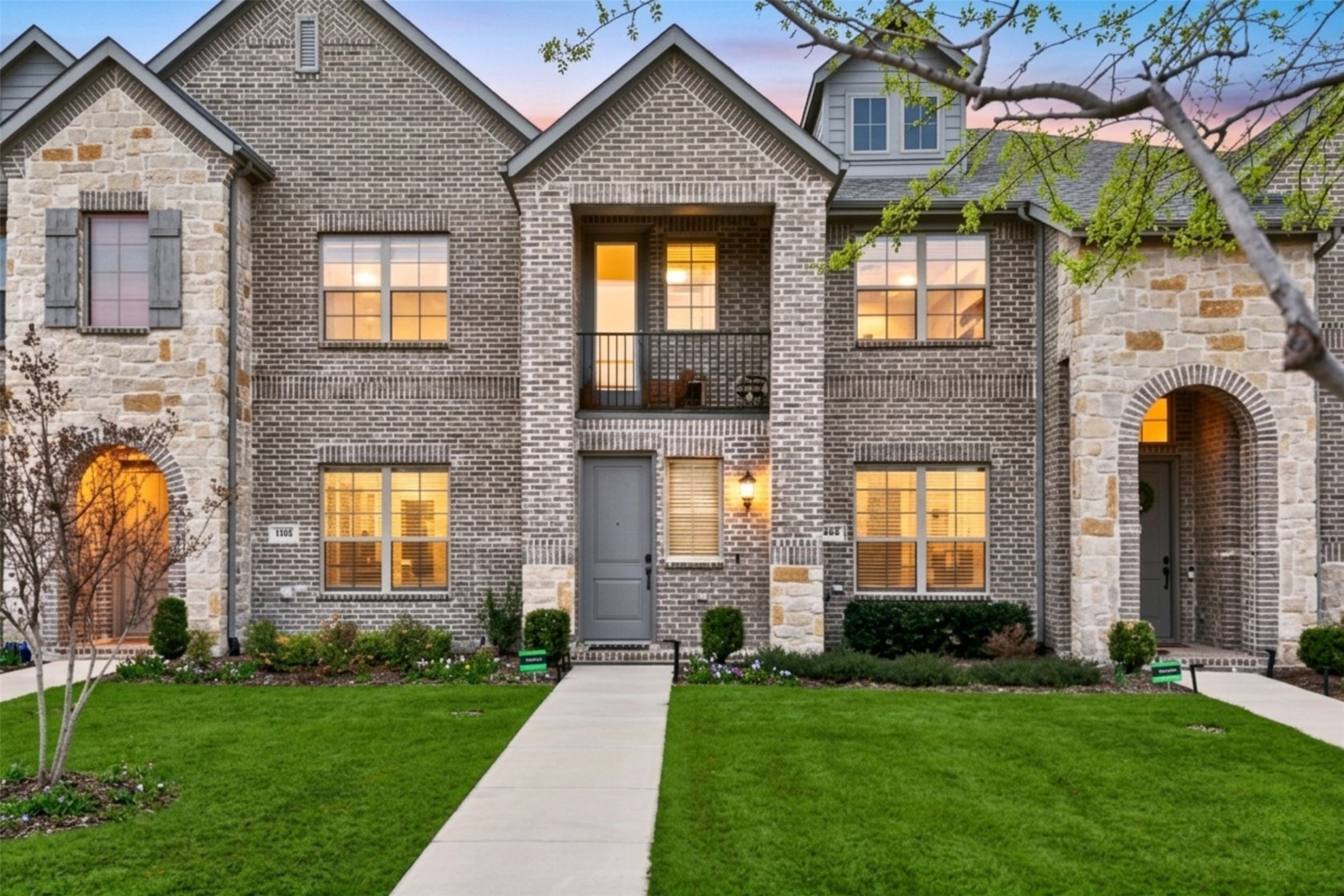 Property photo 01 of 682 Claire Lane, Lewisville, TX 75067 | MLS #21186081
