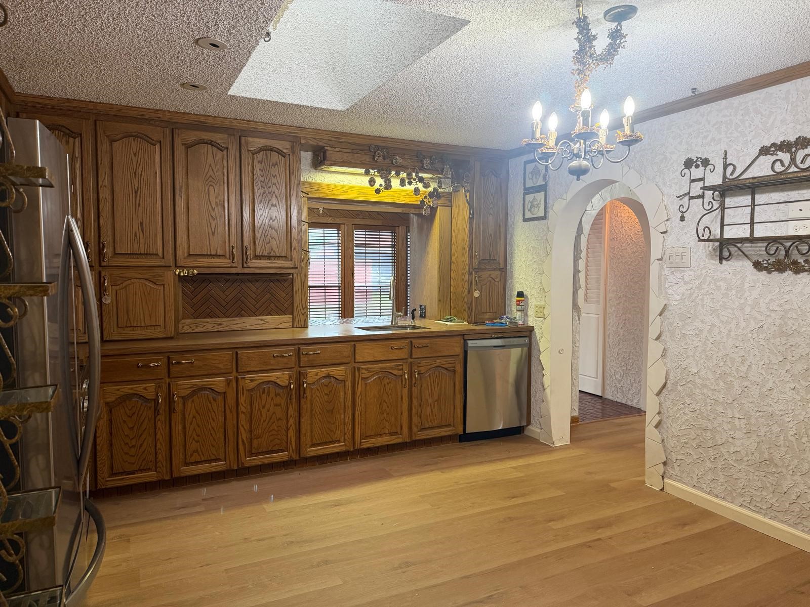 Property photo 03 of 2309 RICHWOOD Drive, Garland, TX 75044 | MLS #21186168