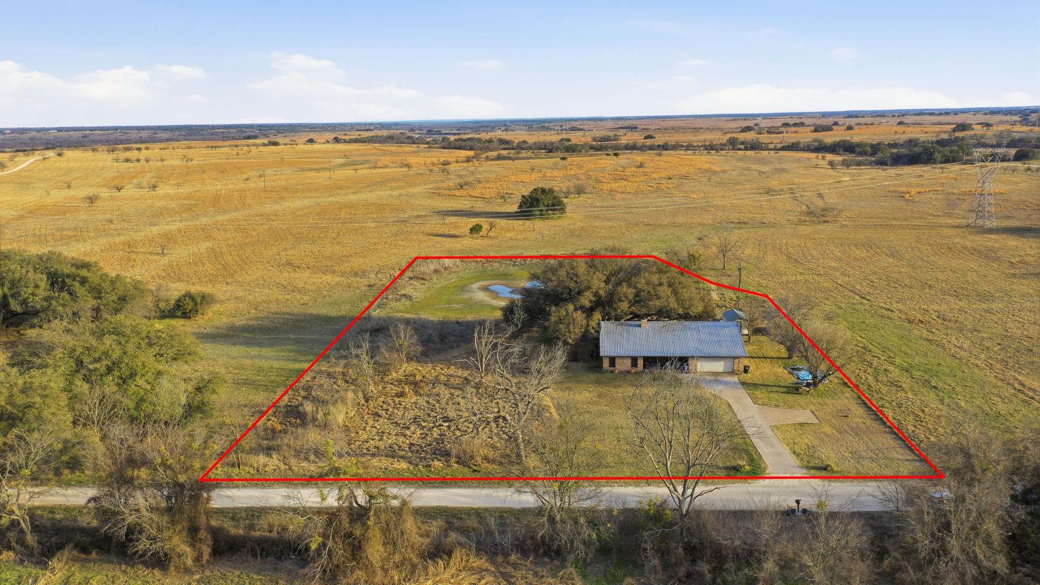 Property photo 01 of 675 County Road 502, Stephenville, TX 76401 | MLS #21186232