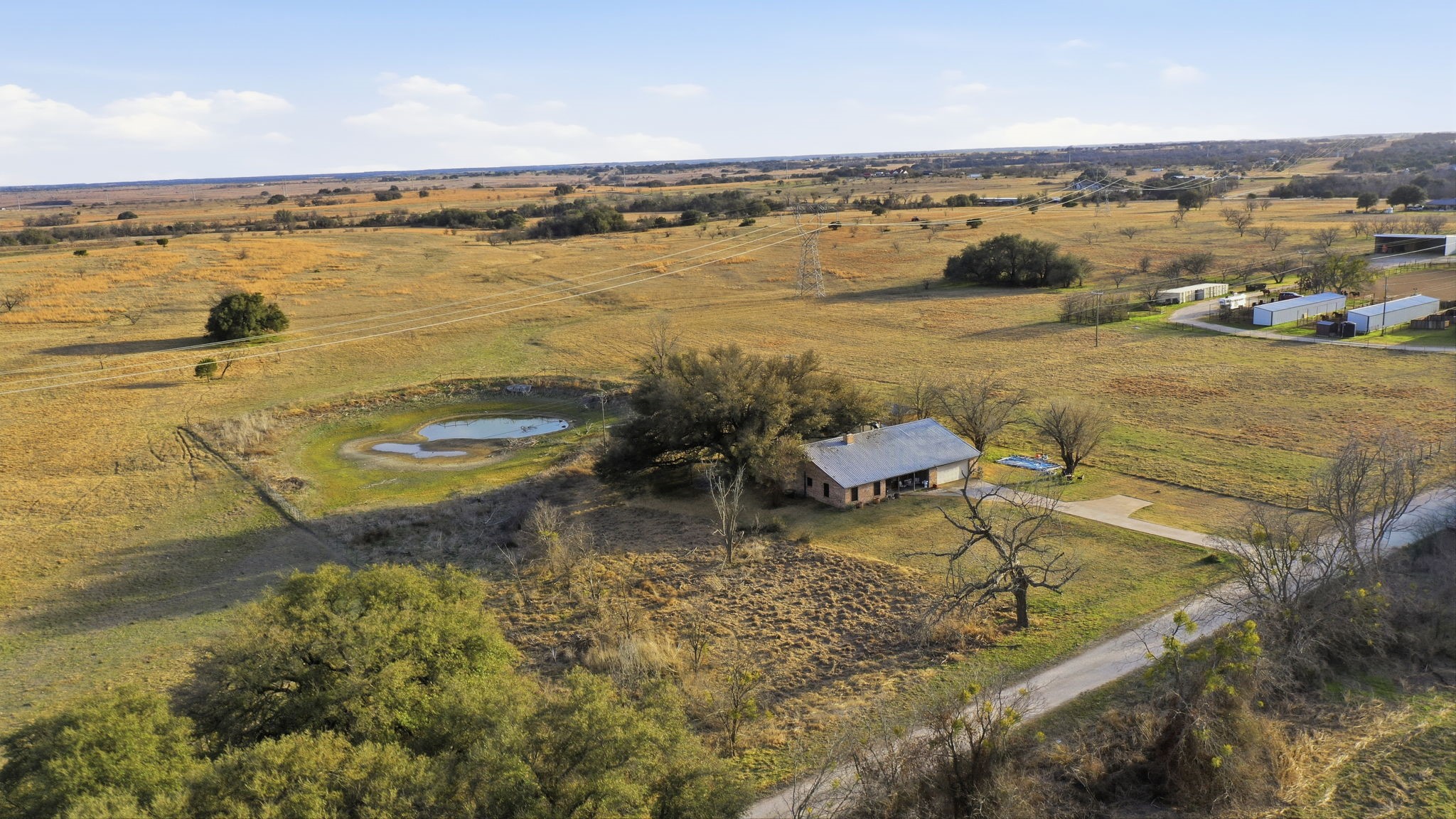 Property photo 03 of 675 County Road 502, Stephenville, TX 76401 | MLS #21186232