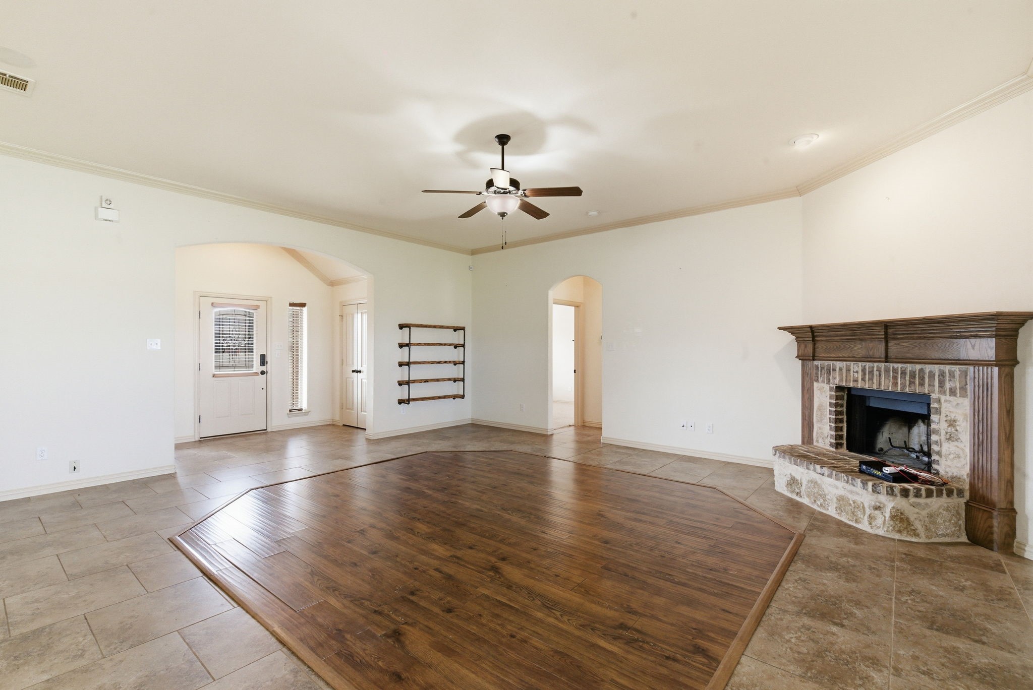 119 Cooperstown Drive, Springtown, TX, 76082