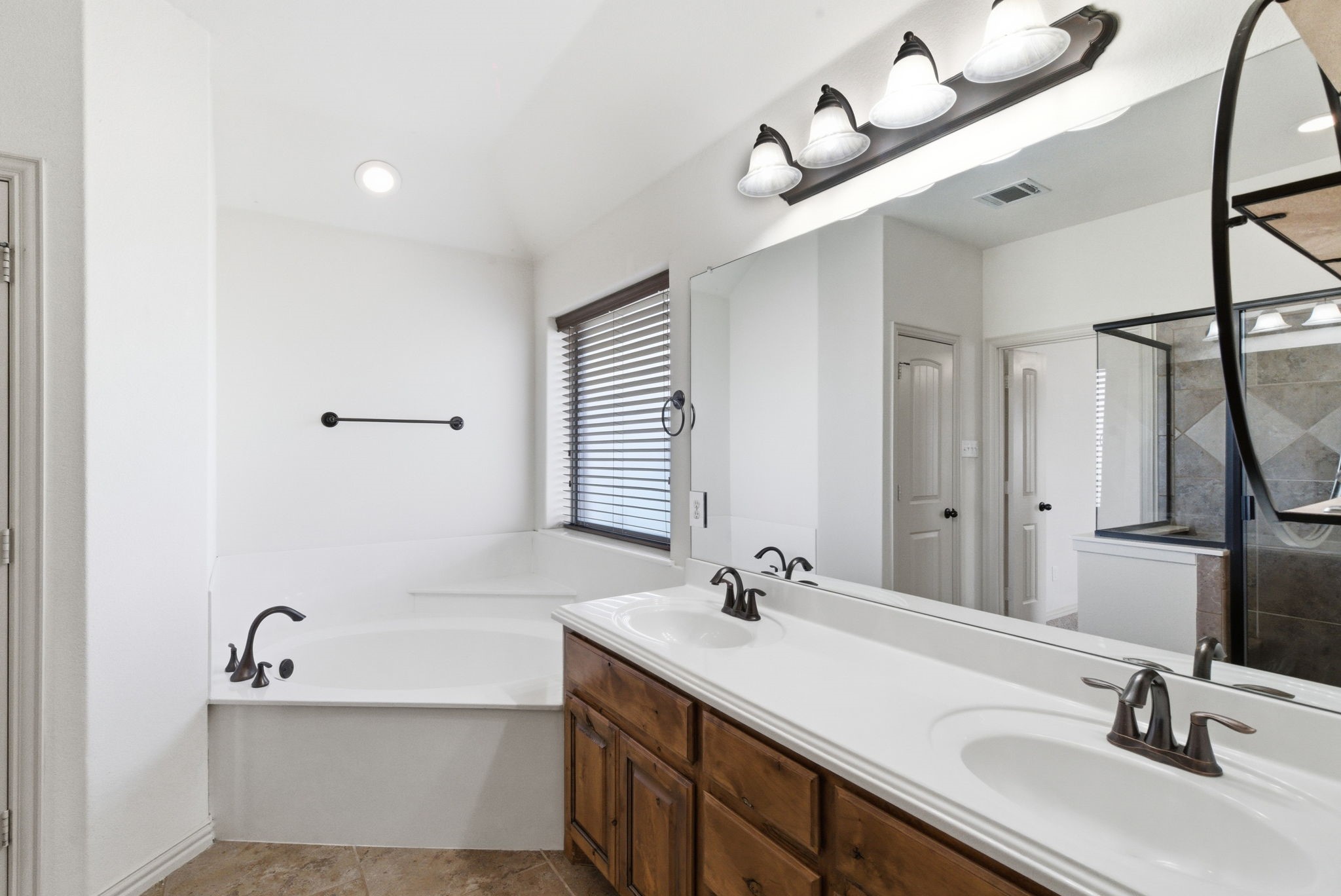 119 Cooperstown Drive, Springtown, TX, 76082