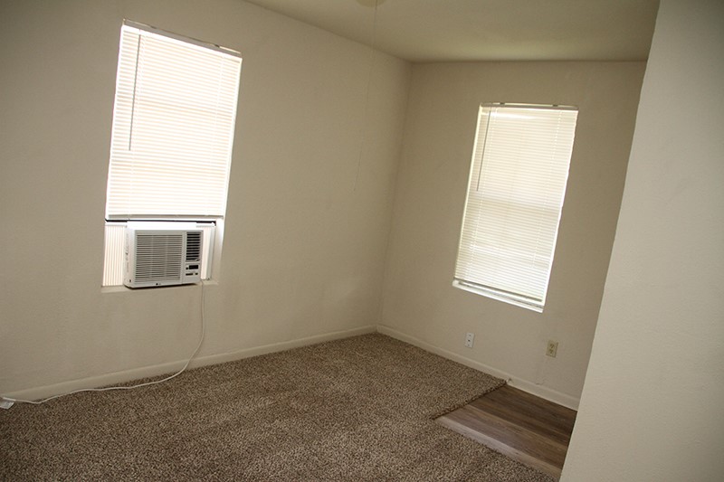 415 Hallvale Drive, White Settlement, TX, 76108