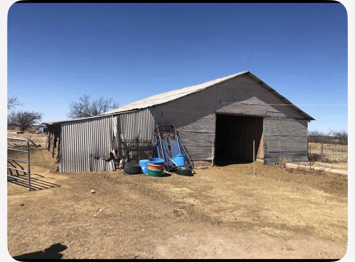 8108 FM2111, Winters, TX, 79567