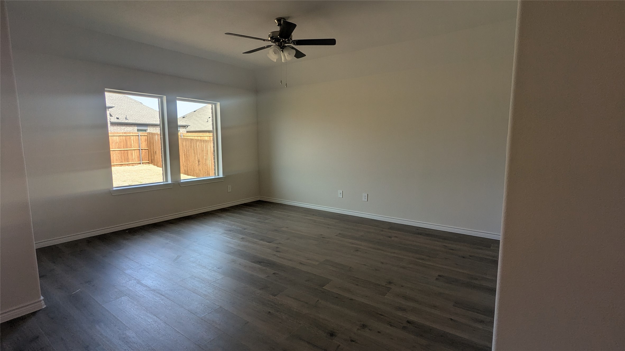 Property photo 04 of 403 Flintlock Road Caddo, Mills, TX 75135 | MLS #21186784
