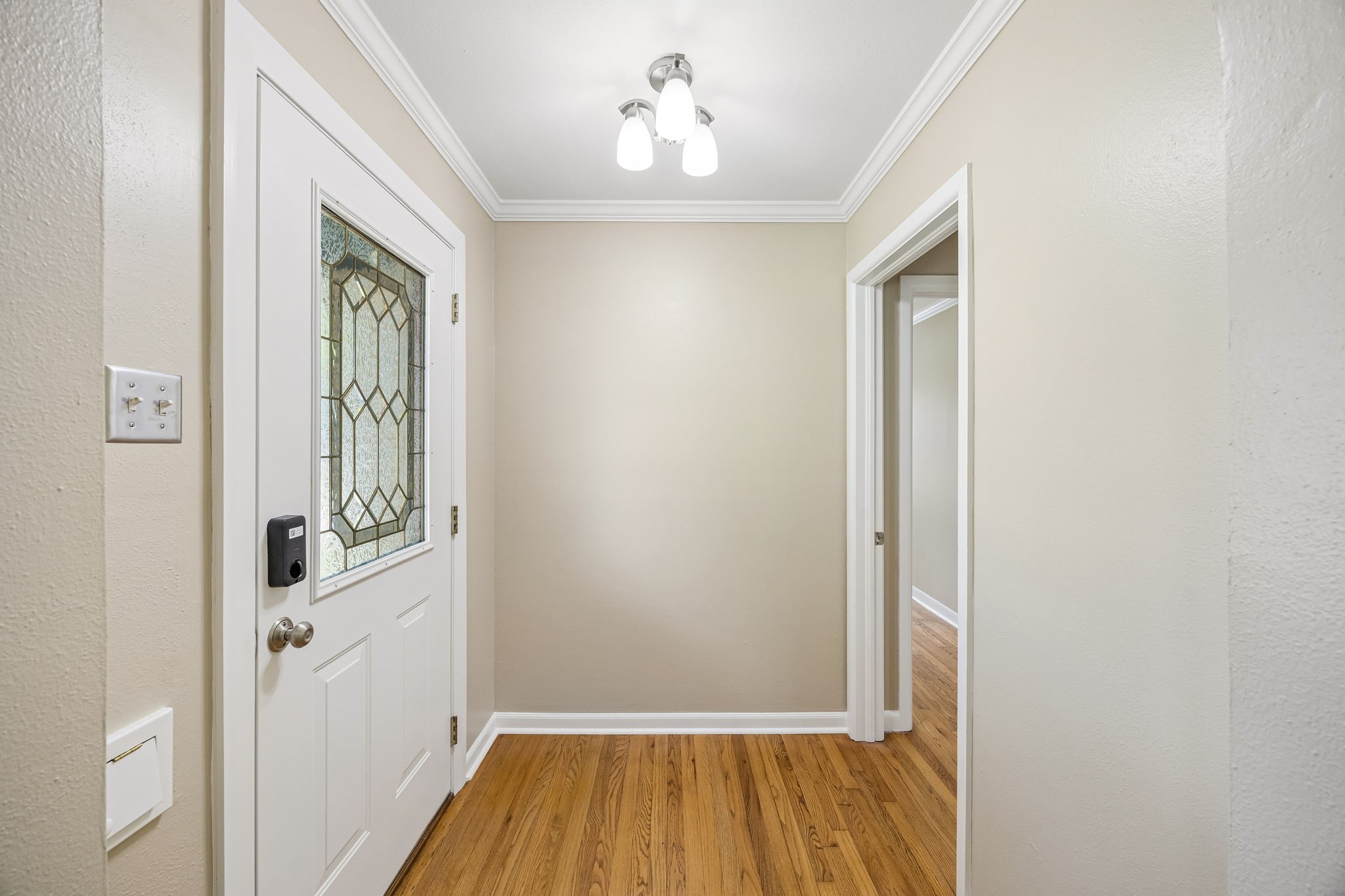 Property photo 03 of 1131 Wicklow Drive, Dallas, TX 75218 | MLS #21187070