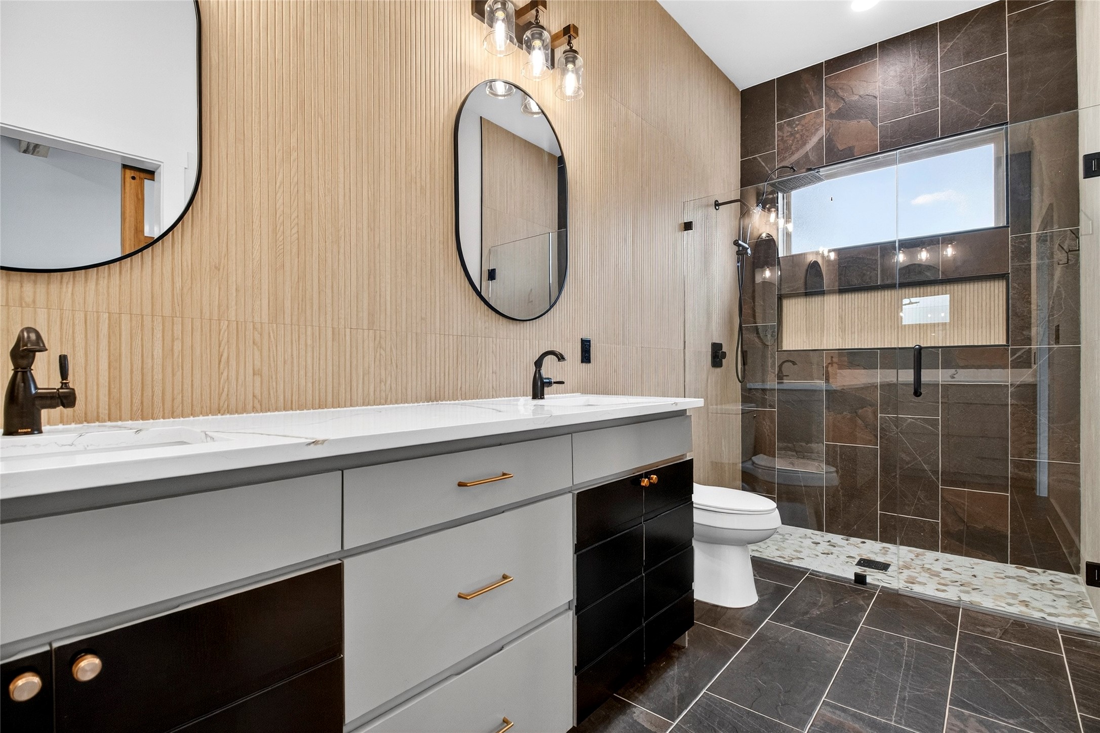 124 Aztec Drive, Mabank, TX, 75156