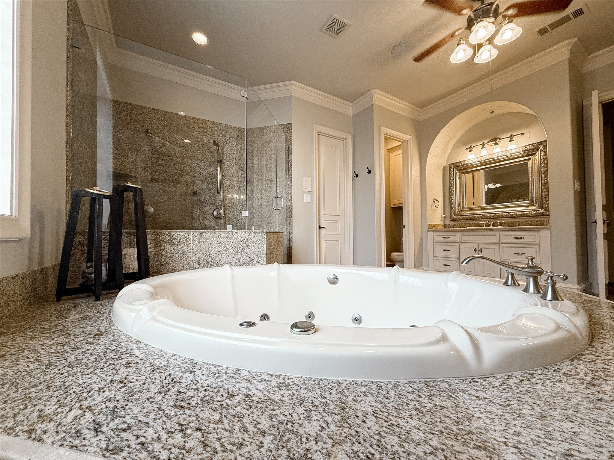 1919 Kings Pass, Heath, TX, 75032