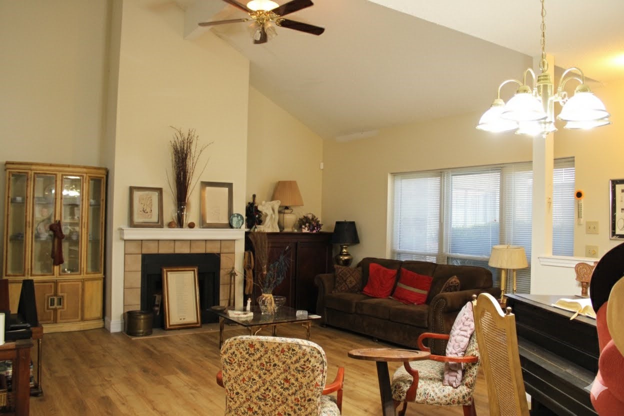 720 Cresent Drive, Desoto, TX, 75115