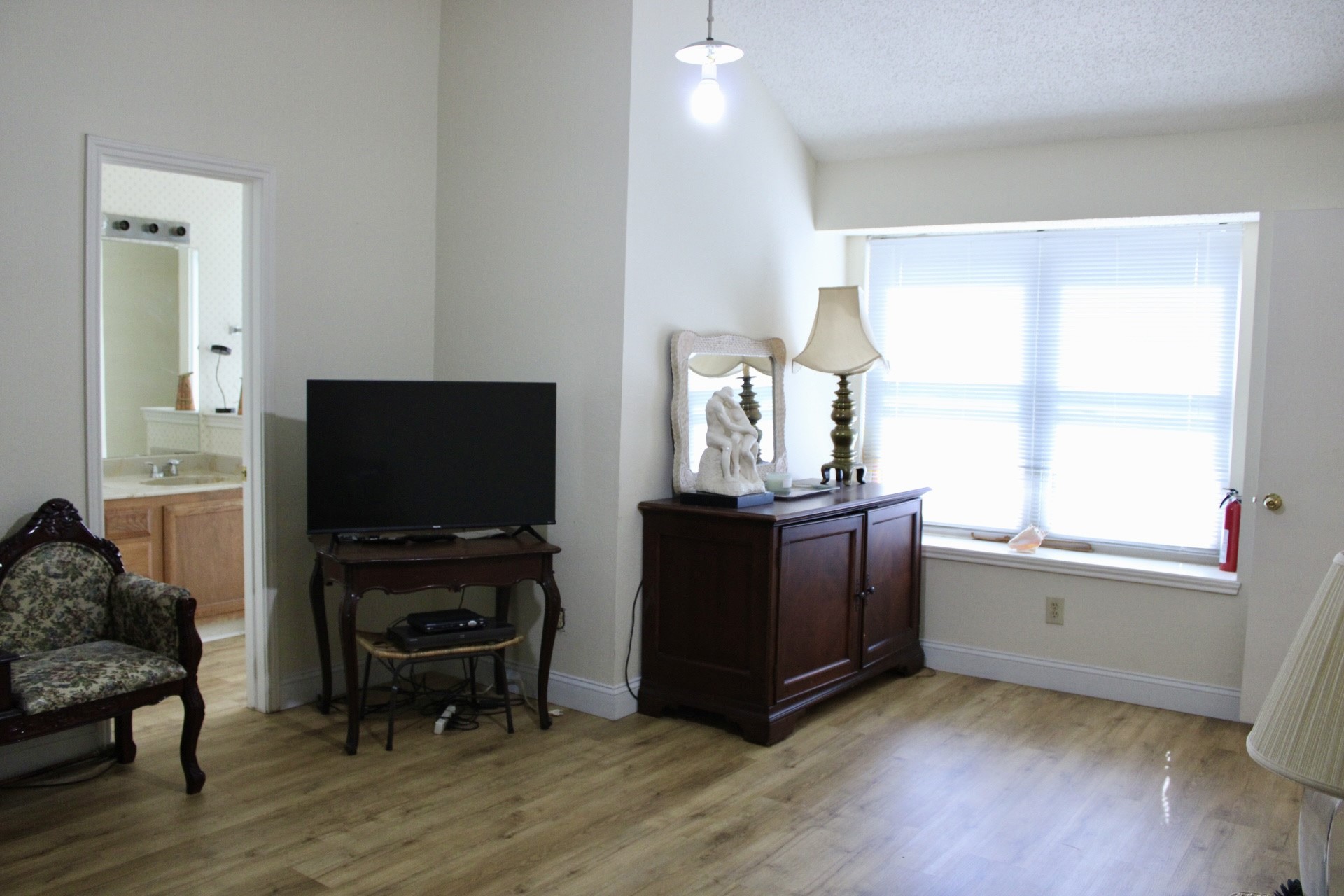 720 Cresent Drive, Desoto, TX, 75115