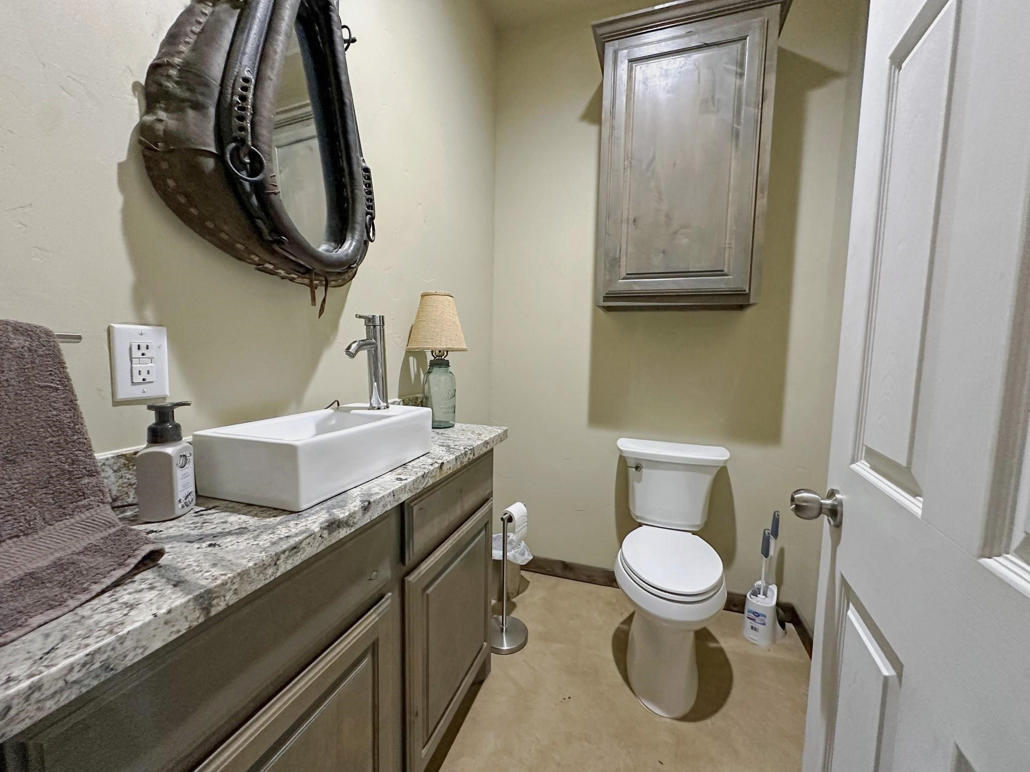 1990 Jim Harry Loop, Sunset, TX, 76270