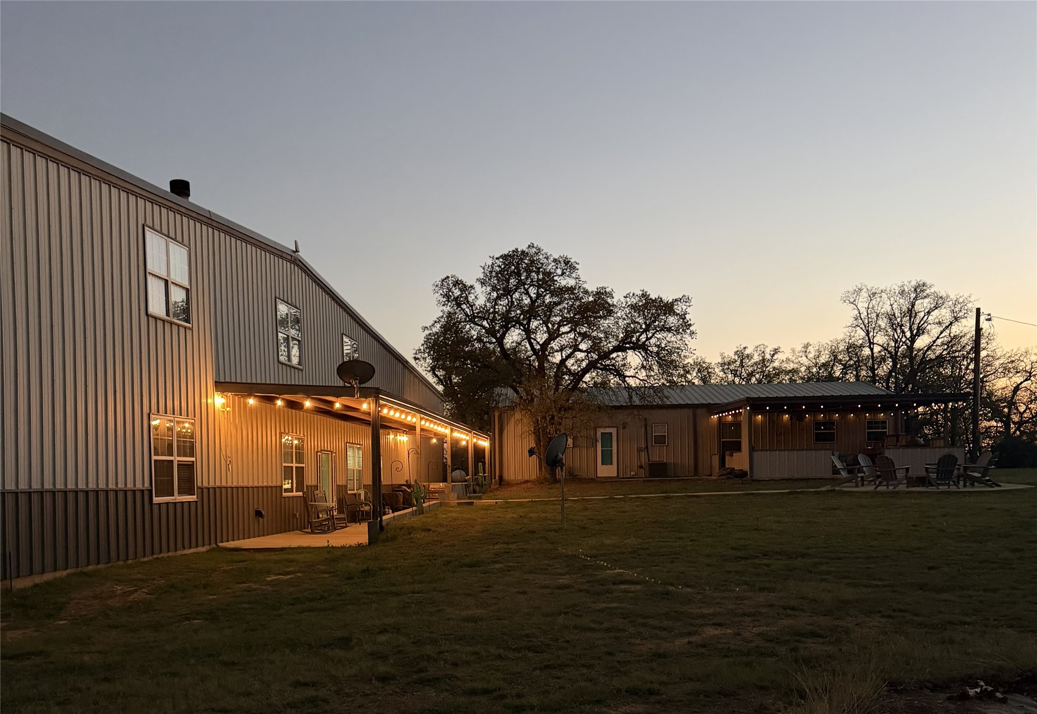 1990 Jim Harry Loop, Sunset, TX, 76270
