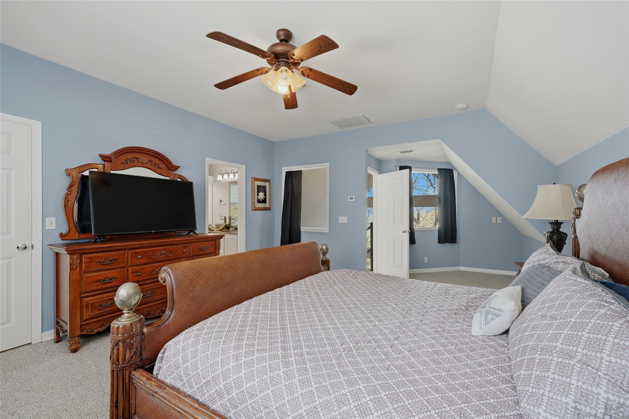102 Hacienda Drive, Pottsboro, TX, 75076