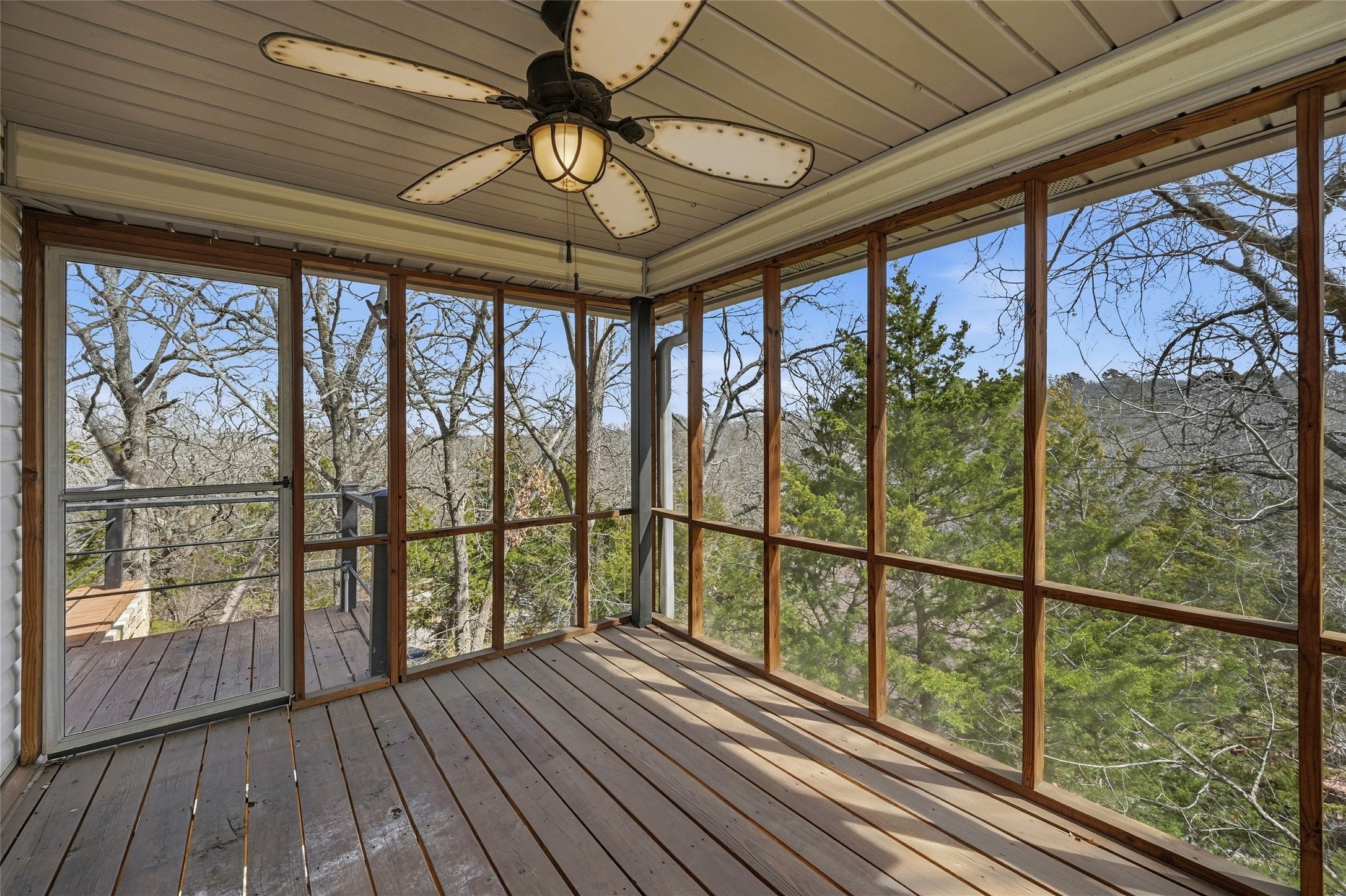 102 Hacienda Drive, Pottsboro, TX, 75076