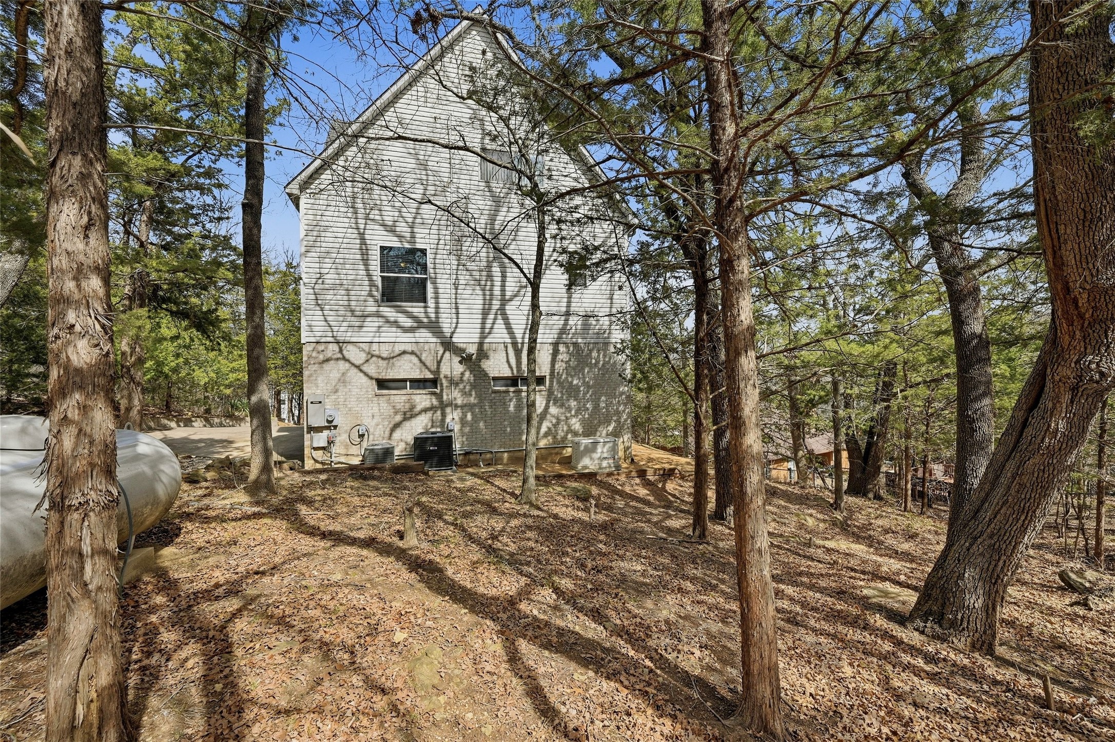 102 Hacienda Drive, Pottsboro, TX, 75076