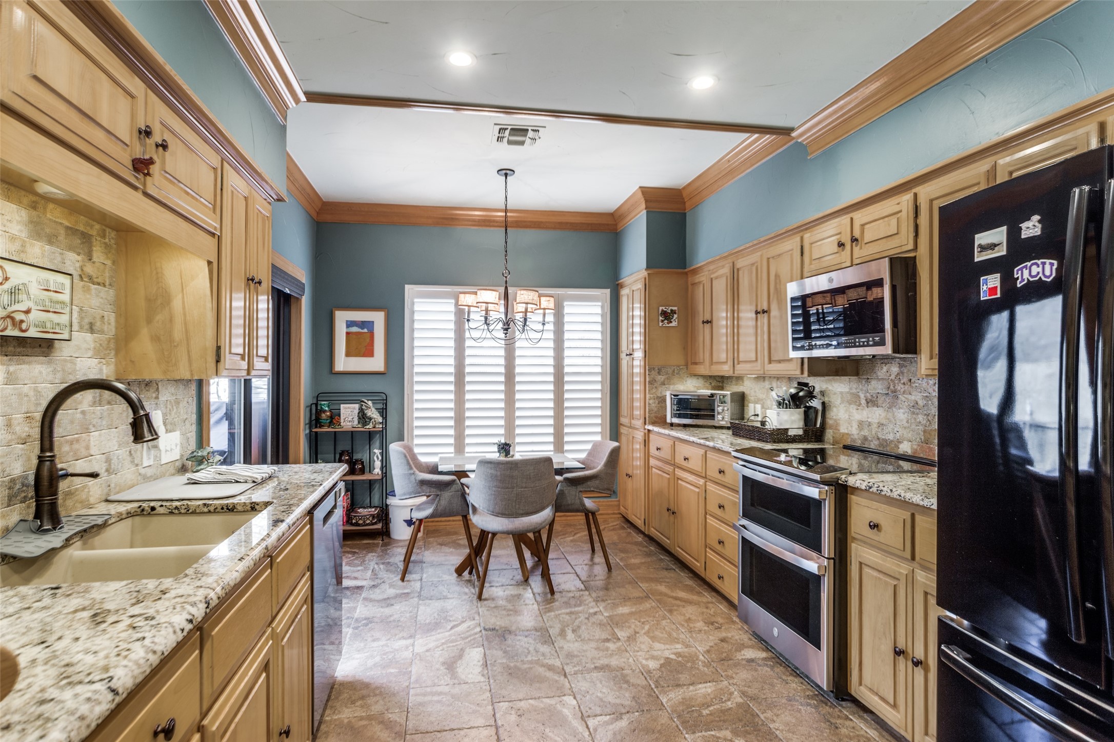 4225 Brook Tree Drive, Fort Worth, TX, 76109